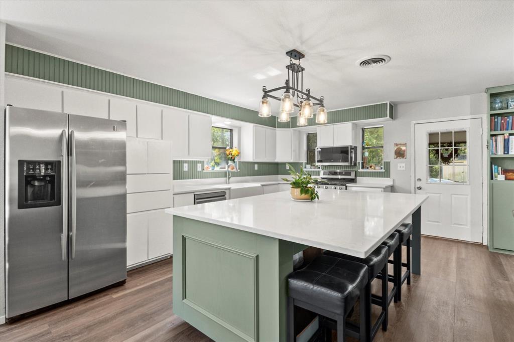 Point, Texas, 75472, United States, 2 Bedrooms Bedrooms, ,2 BathroomsBathrooms,Residential,For Sale,1959087