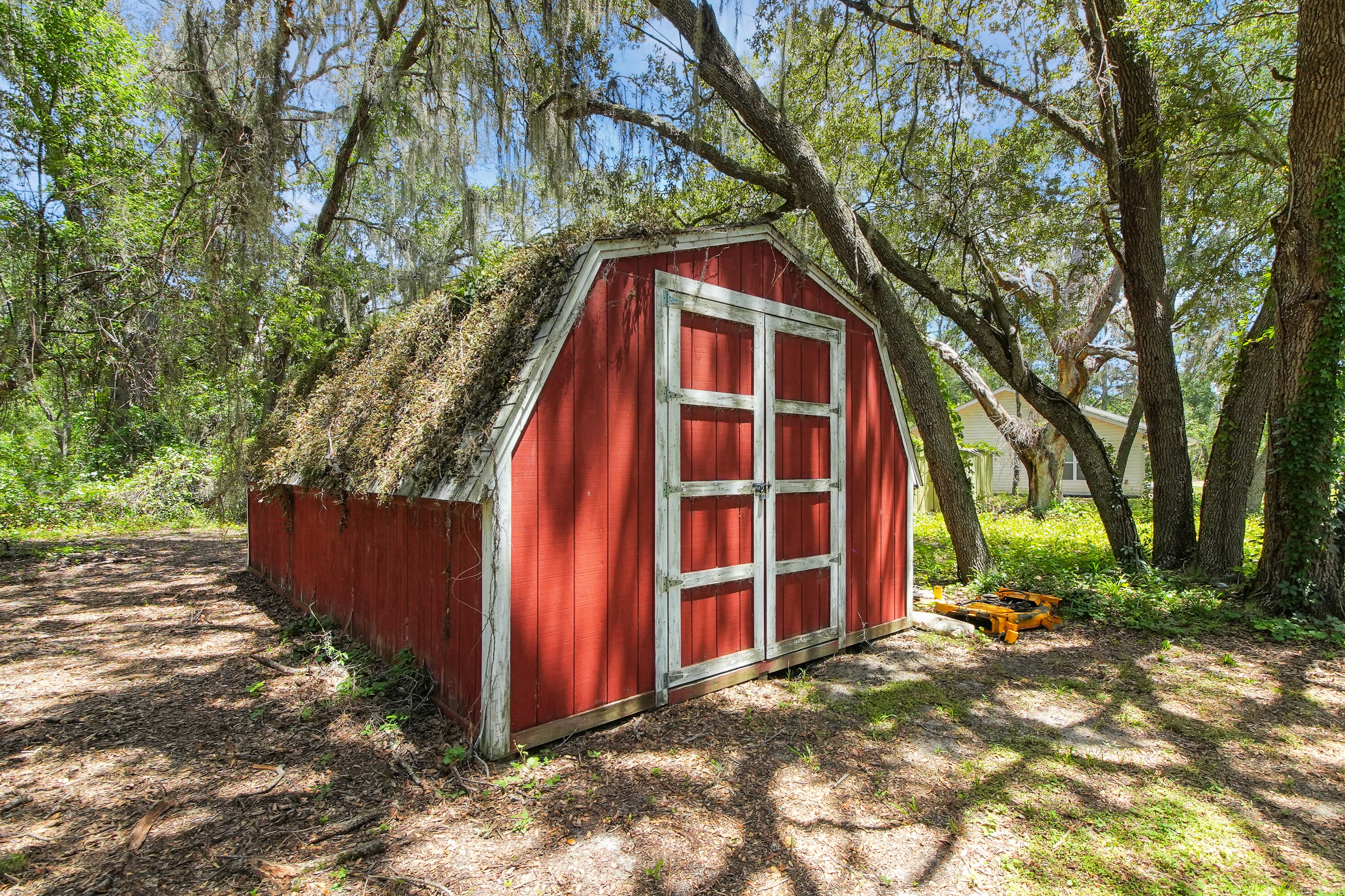 Lady Lake, Florida, 32159, United States, 6 Bedrooms Bedrooms, ,5 BathroomsBathrooms,Residential,For Sale,1921819