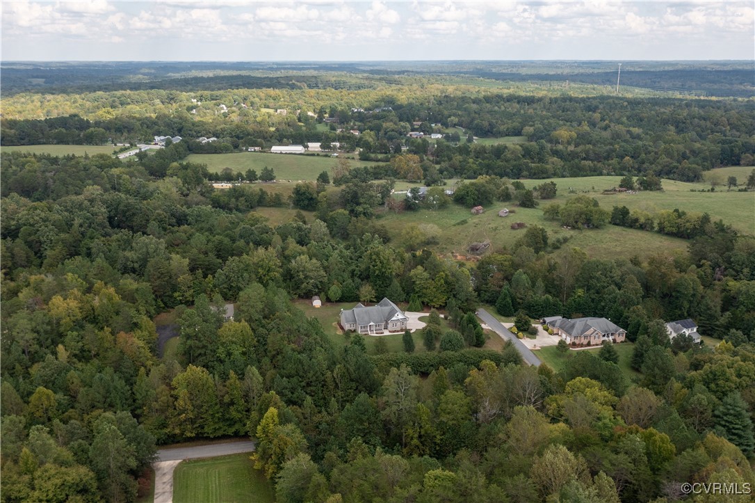 Farmville, Virginia, 23901, United States, 4 Bedrooms Bedrooms, ,5 BathroomsBathrooms,Residential,For Sale,1916348