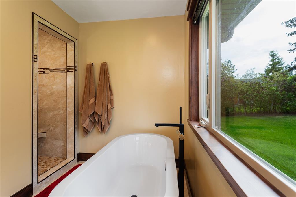 Big Arm, Montana, 59910, United States, 3 Bedrooms Bedrooms, ,3 BathroomsBathrooms,Residential,For Sale,1830037