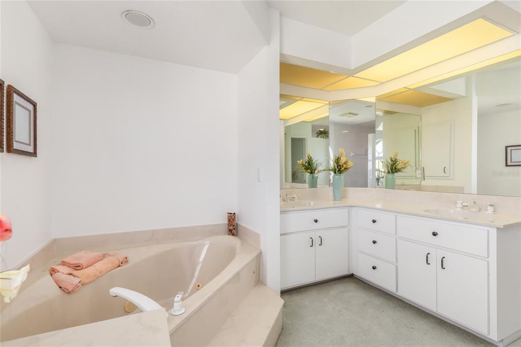 Punta Gorda, Florida, 33950, United States, 3 Bedrooms Bedrooms, ,3 BathroomsBathrooms,Residential,For Sale,1902199