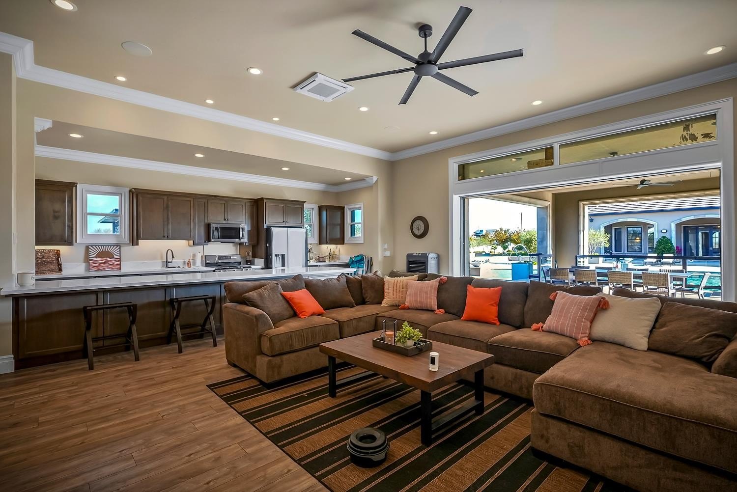 Lodi, California, 95241, United States, 4 Bedrooms Bedrooms, ,6 BathroomsBathrooms,Residential,For Sale,2005753