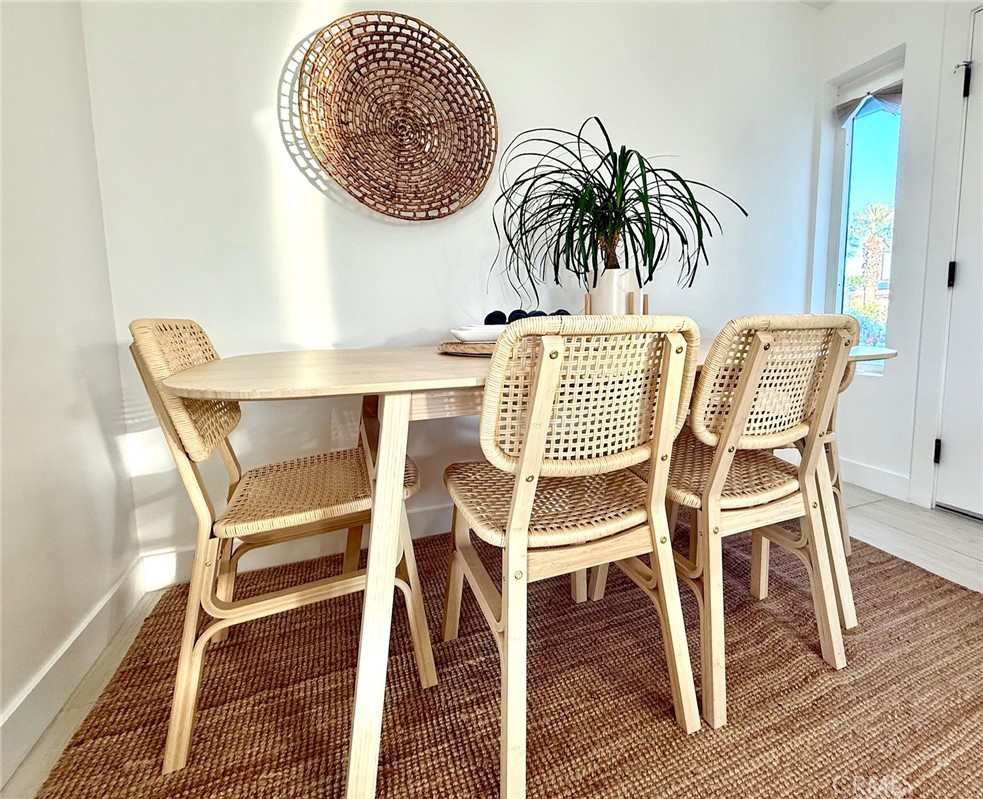 North Palm Springs, California, 92262, United States, 4 Bedrooms Bedrooms, ,2 BathroomsBathrooms,Residential,For Sale,1989712