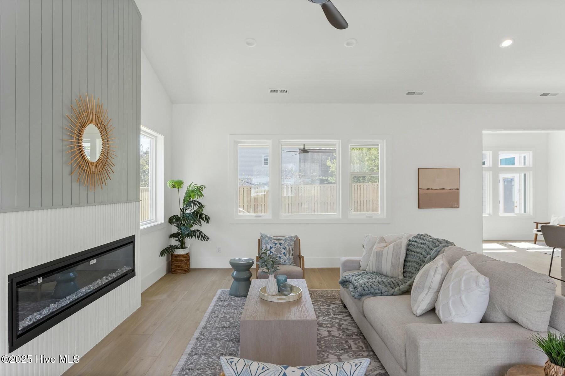 Carolina Beach, North Carolina, 28428, United States, 4 Bedrooms Bedrooms, ,6 BathroomsBathrooms,Residential,For Sale,1828584