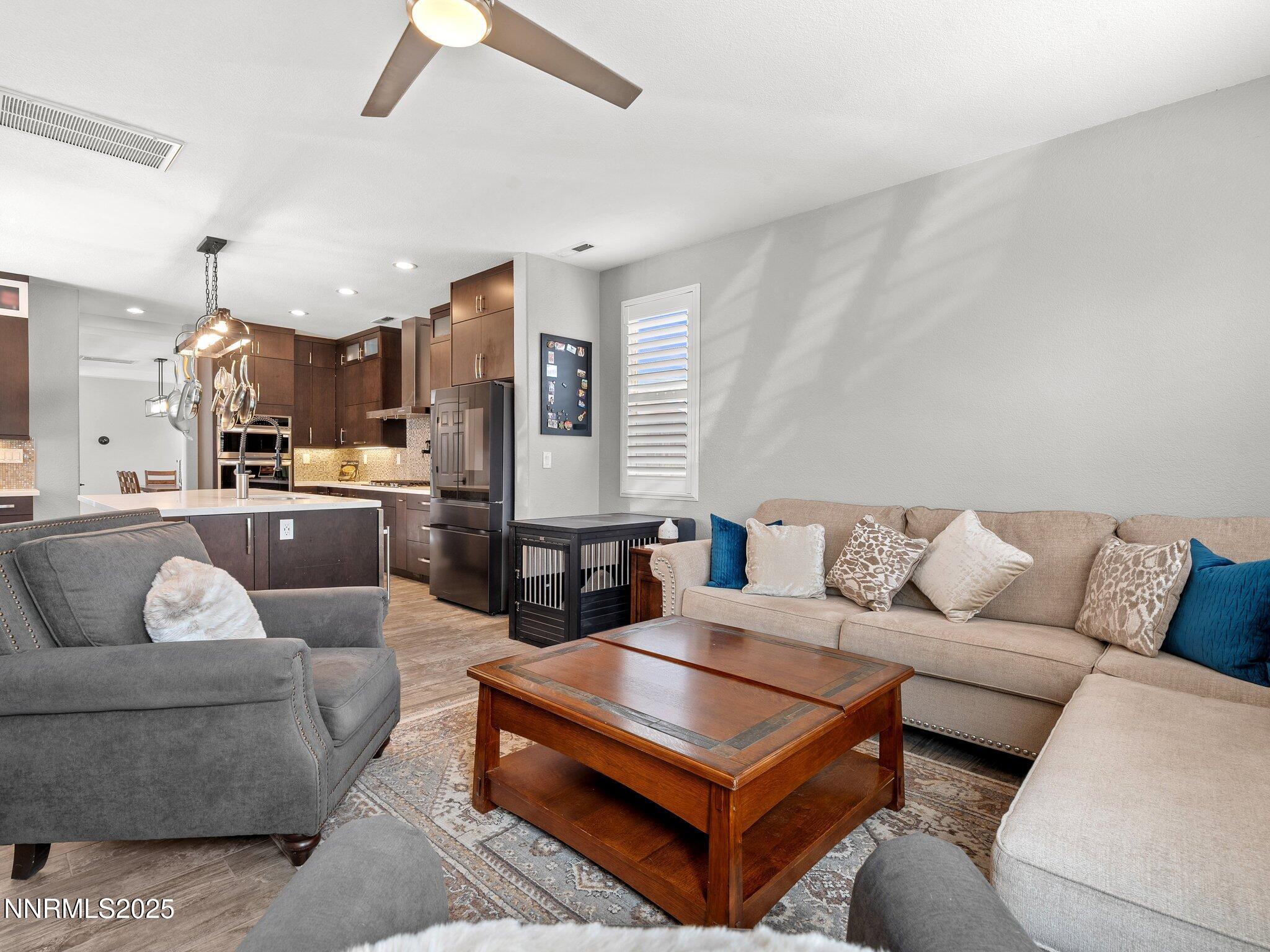 Sparks, Nevada, 89436, United States, 4 Bedrooms Bedrooms, ,3 BathroomsBathrooms,Residential,For Sale,1948184