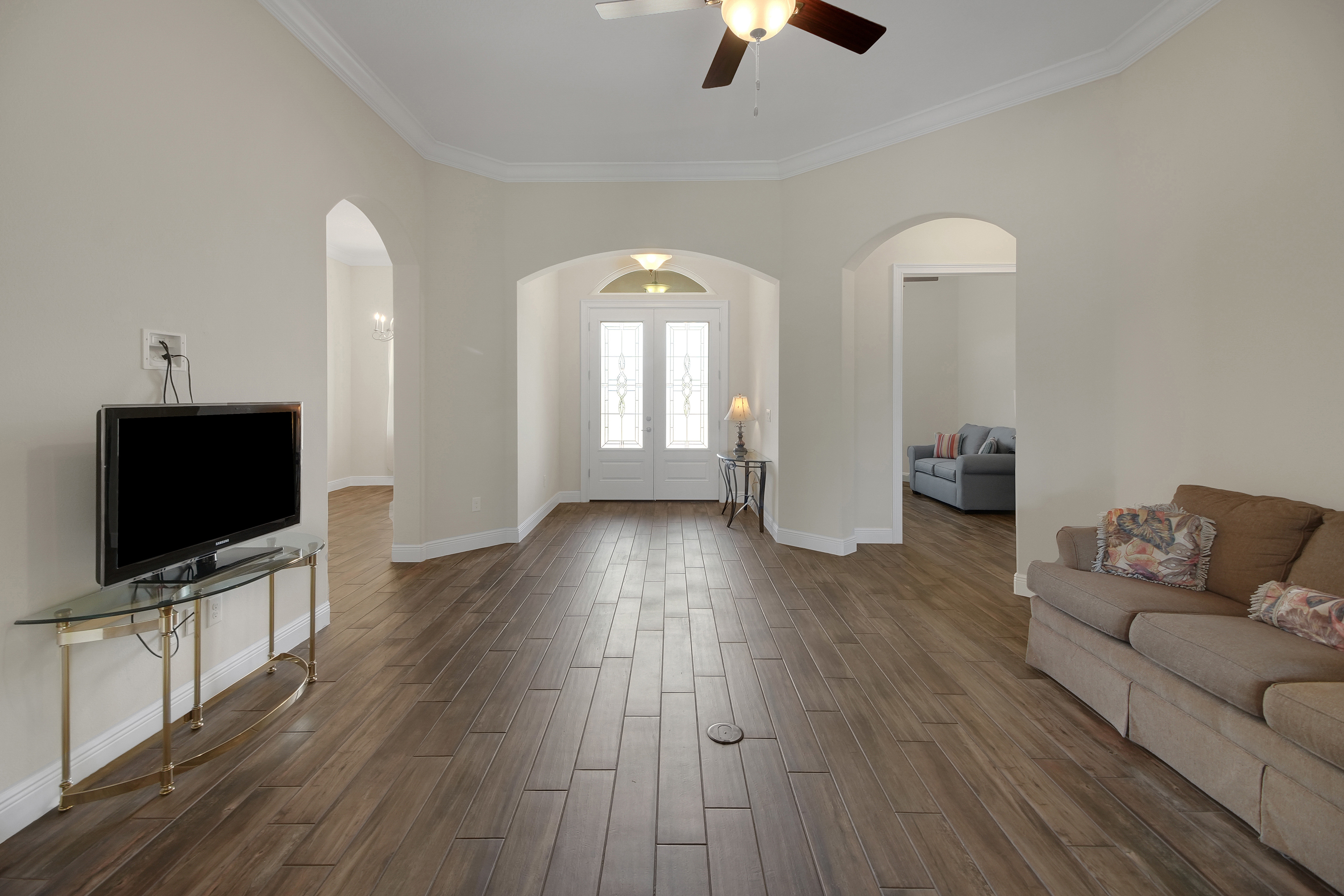 Lady Lake, Florida, 32159, United States, 4 Bedrooms Bedrooms, ,3 BathroomsBathrooms,Residential,For Sale,2001530