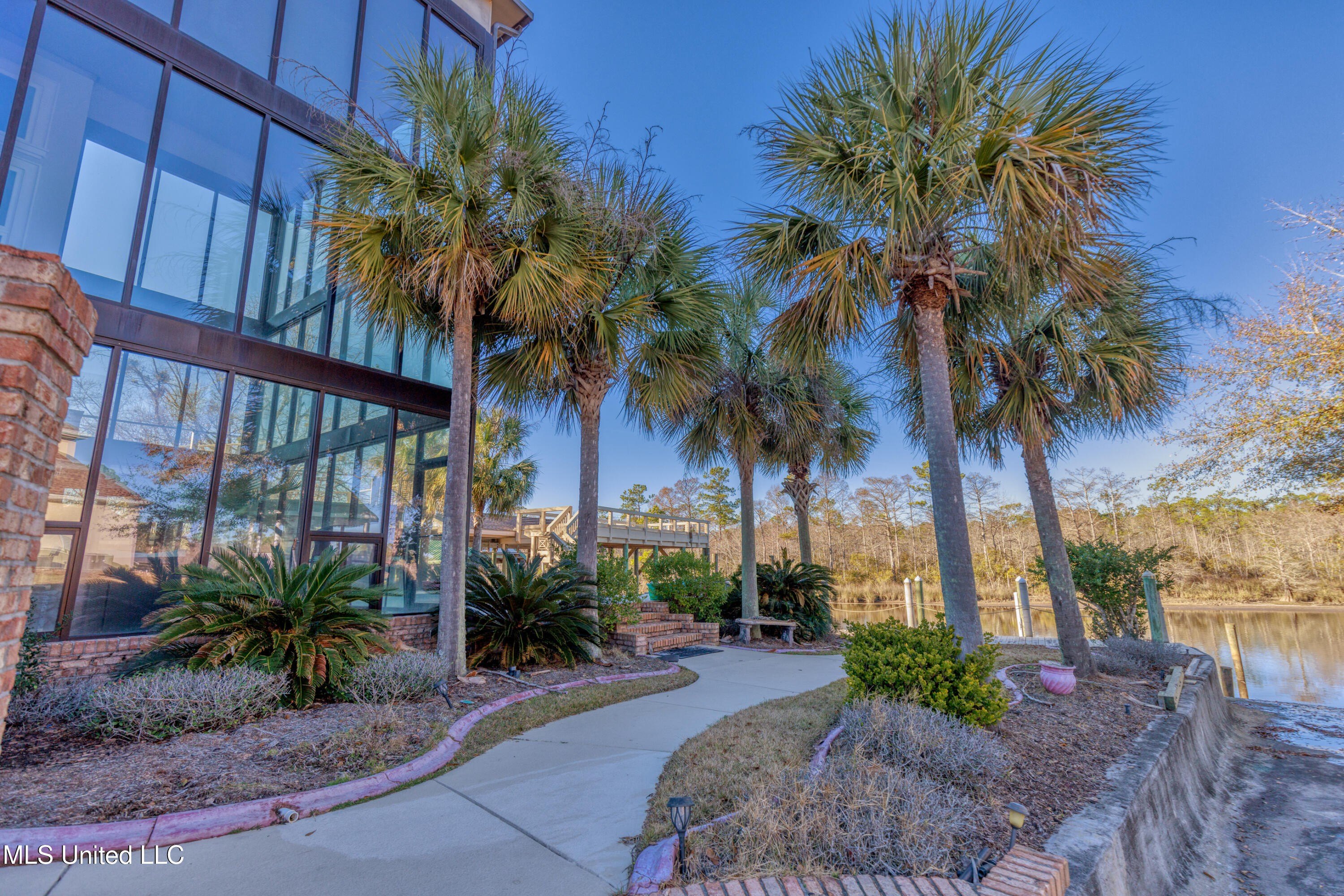 Diamondhead, Mississippi, 39525, United States, 6 Bedrooms Bedrooms, ,6 BathroomsBathrooms,Residential,For Sale,2005178