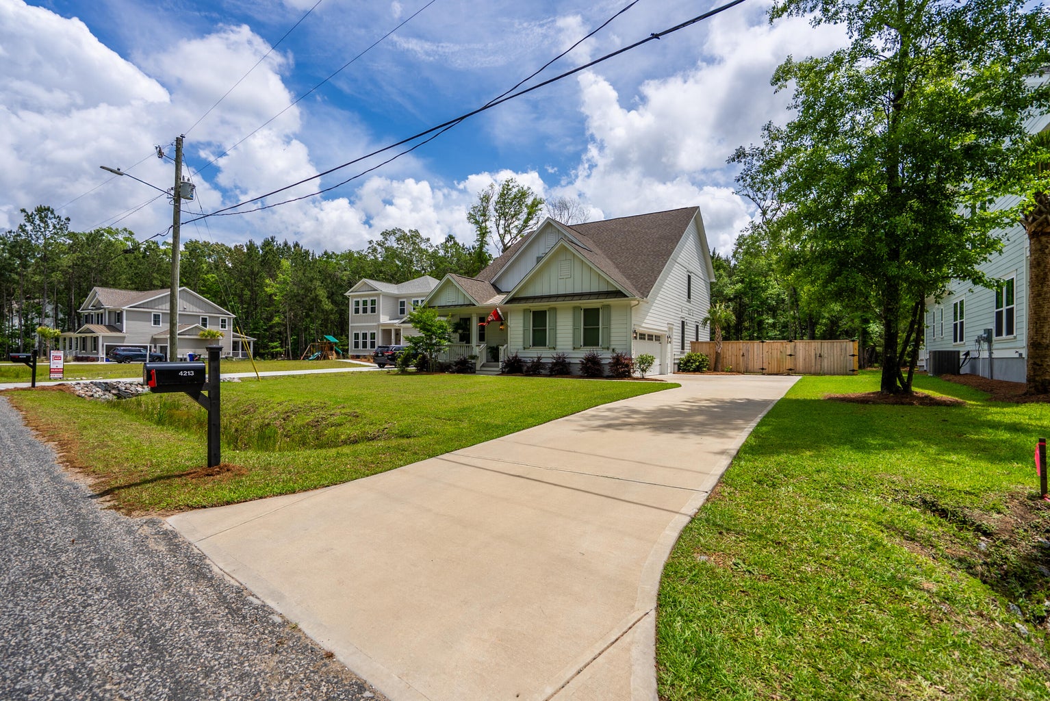 Hollywood, South Carolina, 29449, United States, 4 Bedrooms Bedrooms, ,4 BathroomsBathrooms,Residential,For Sale,1898776