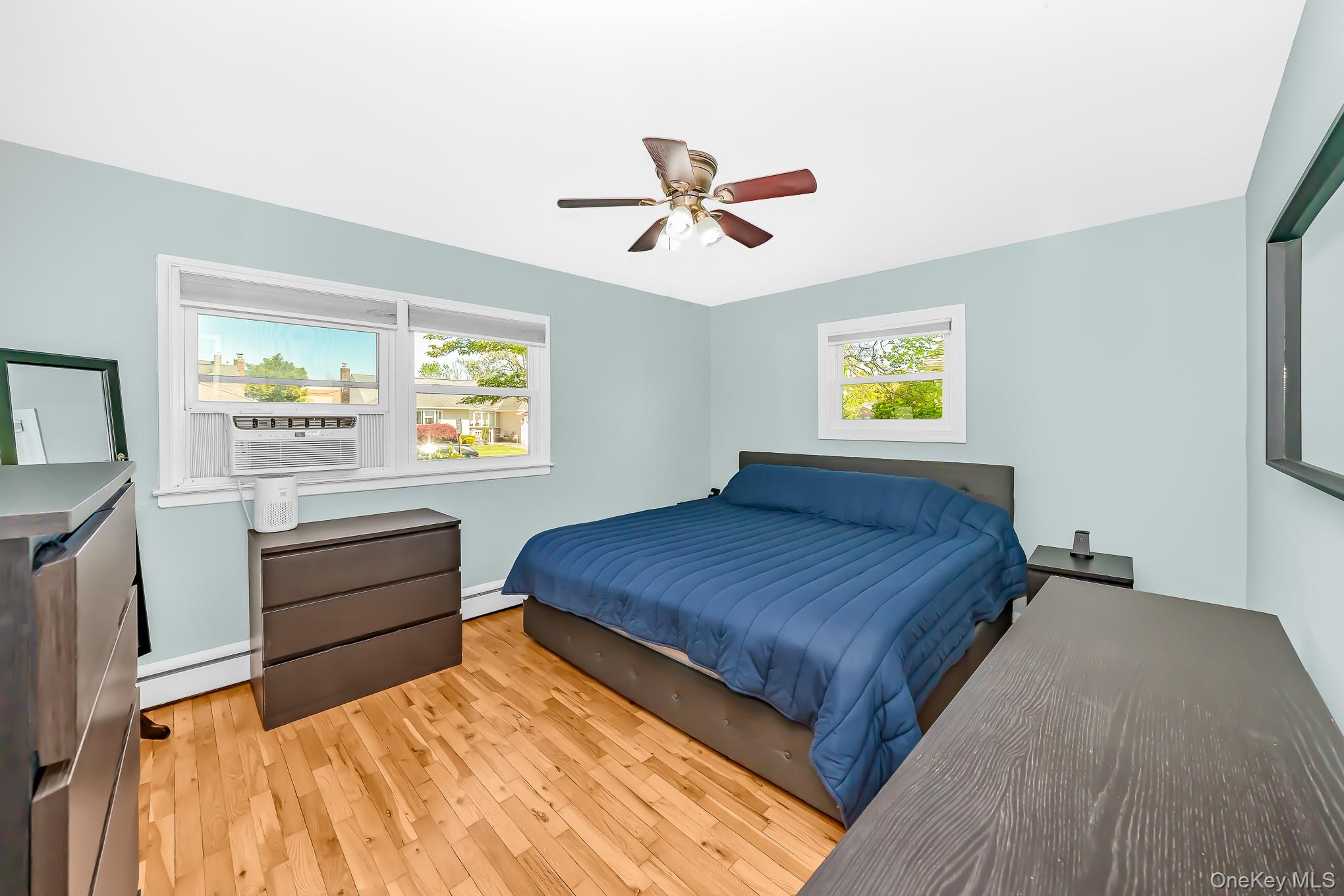 Bethpage, New York, 11714, United States, 3 Bedrooms Bedrooms, ,2 BathroomsBathrooms,Residential,For Sale,2048491