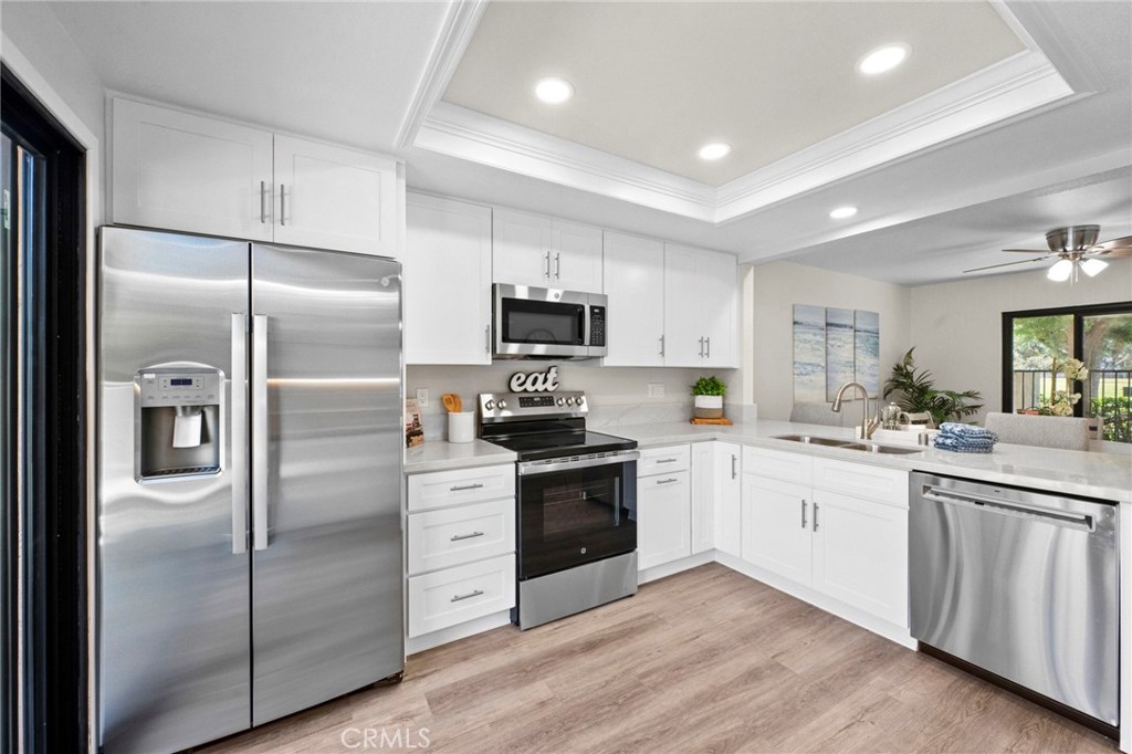 Huntington Beach, California, 92646, United States, 4 Bedrooms Bedrooms, ,3 BathroomsBathrooms,Residential,For Sale,1912576