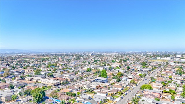 Los Angeles, California, 90044, United States, 3 Bedrooms Bedrooms, ,2 BathroomsBathrooms,Residential,For Sale,1937272