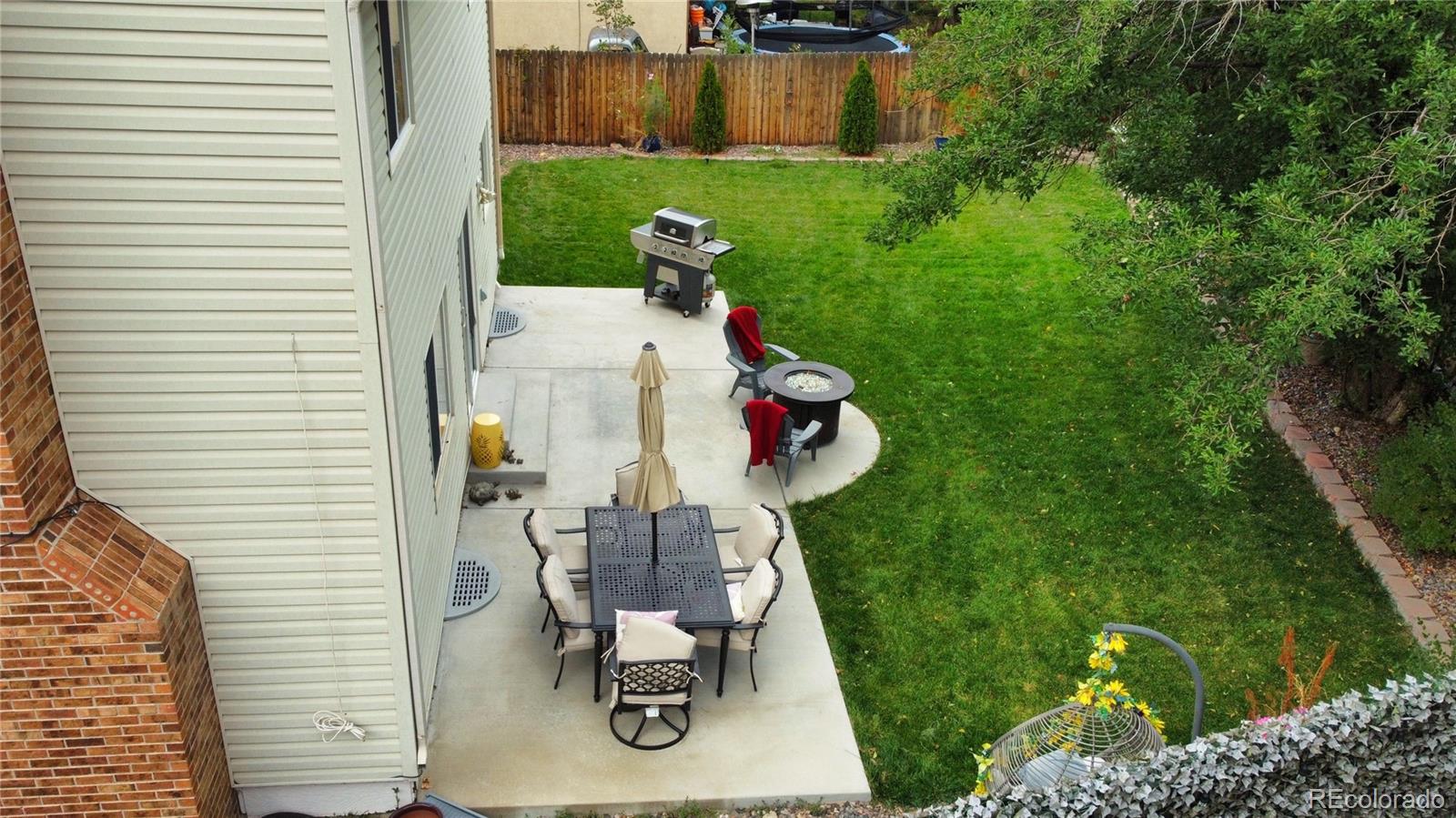 Centennial, Colorado, 80015, United States, 4 Bedrooms Bedrooms, ,2 BathroomsBathrooms,Residential,For Sale,1988993