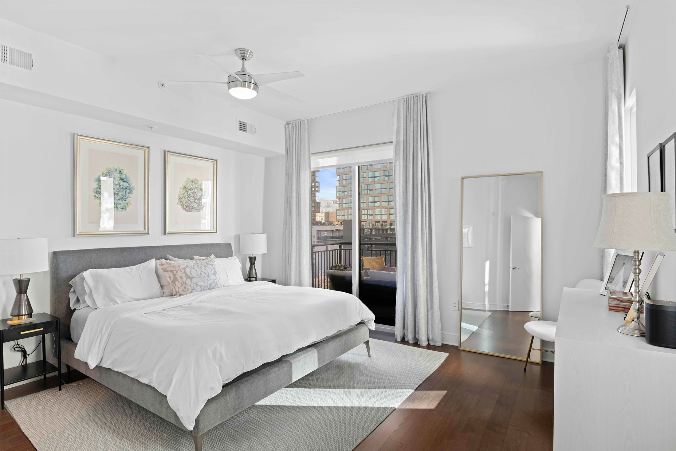  Modern Intown Living at Luxe - 物件實景