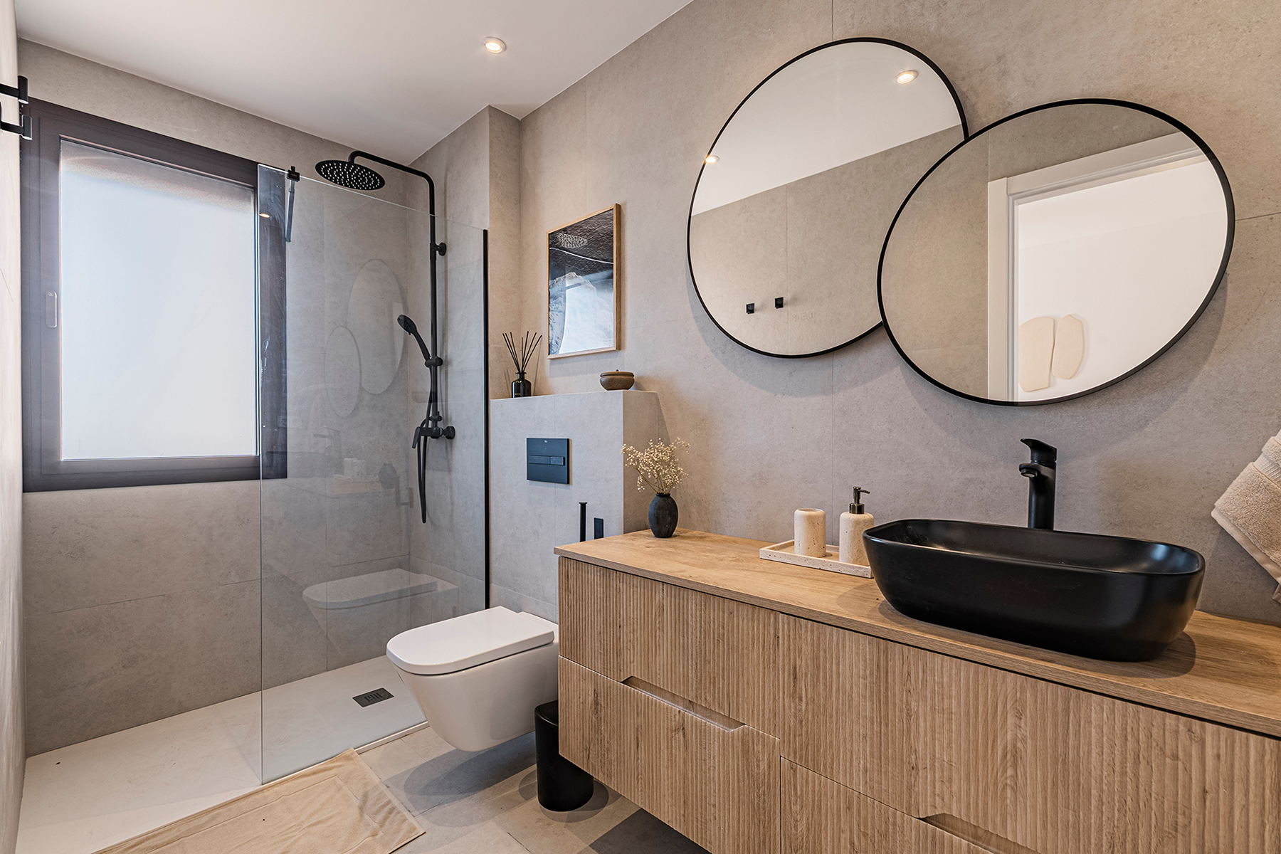  Newly constructed duplex penthouse near the beach - 物件實景