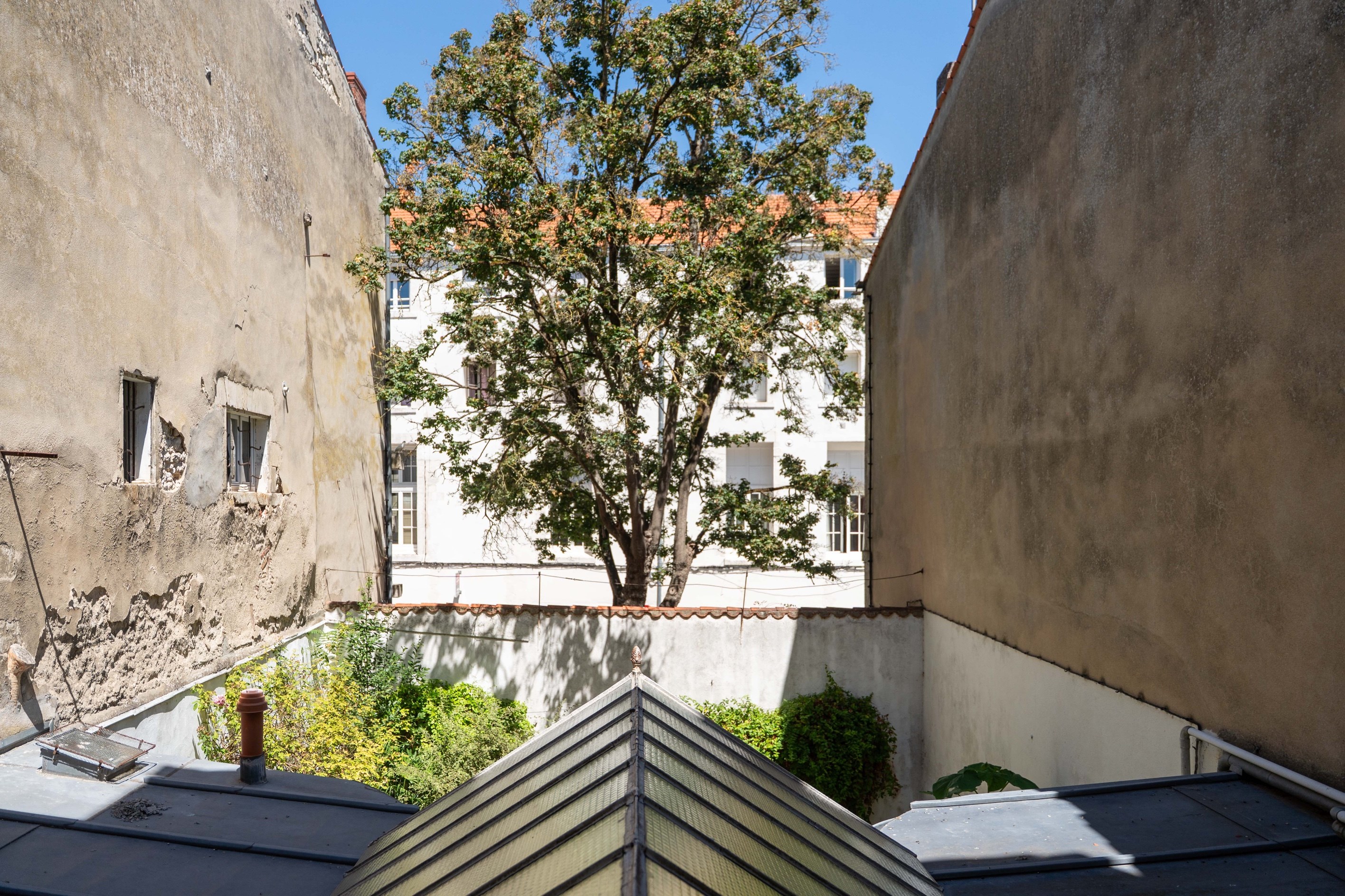  A 19th-Century Residence with a Garden in the Heart of La Rochelle - 物件實景