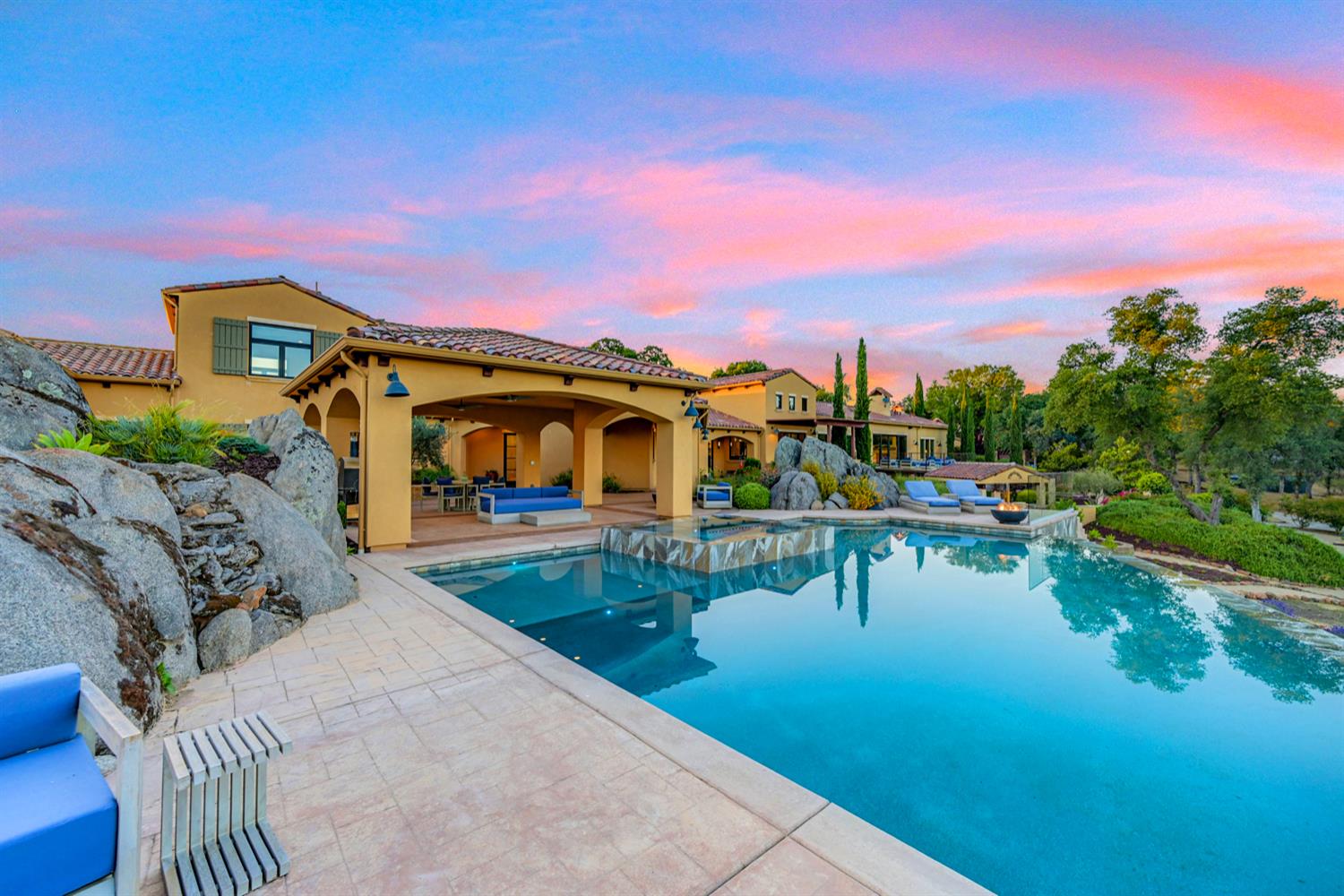 Loomis, California, 95650, United States, 6 Bedrooms Bedrooms, ,6 BathroomsBathrooms,Residential,For Sale,1908935