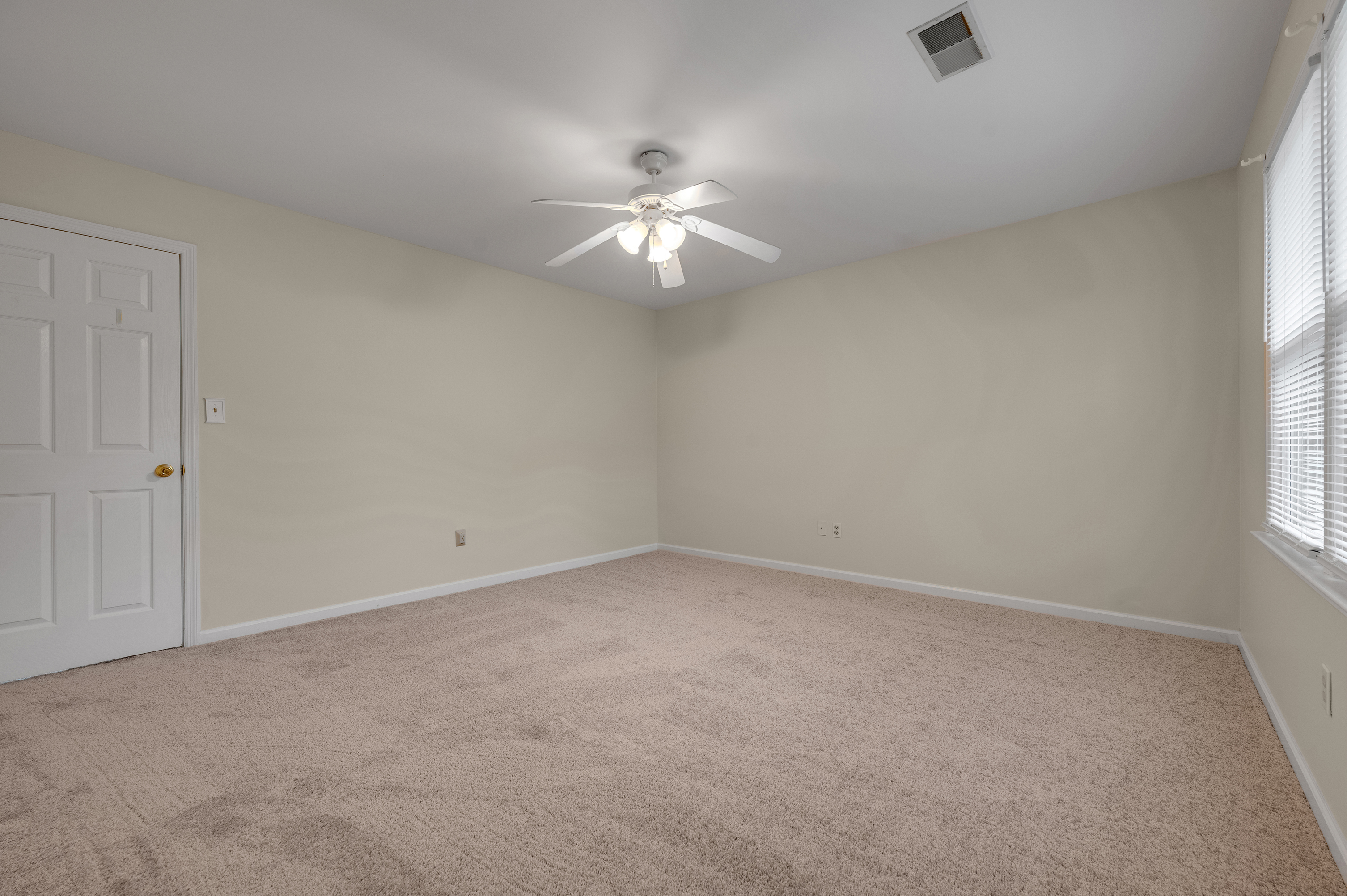  3809 Gillespies Glen - 物件實景