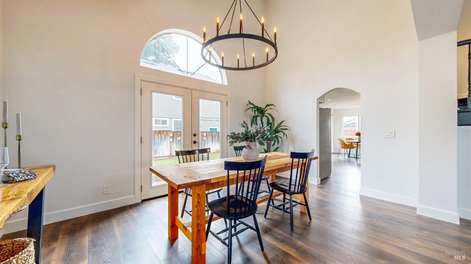 Santa Rosa, California, 95403, United States, 3 Bedrooms Bedrooms, ,3 BathroomsBathrooms,Residential,For Sale,1979353