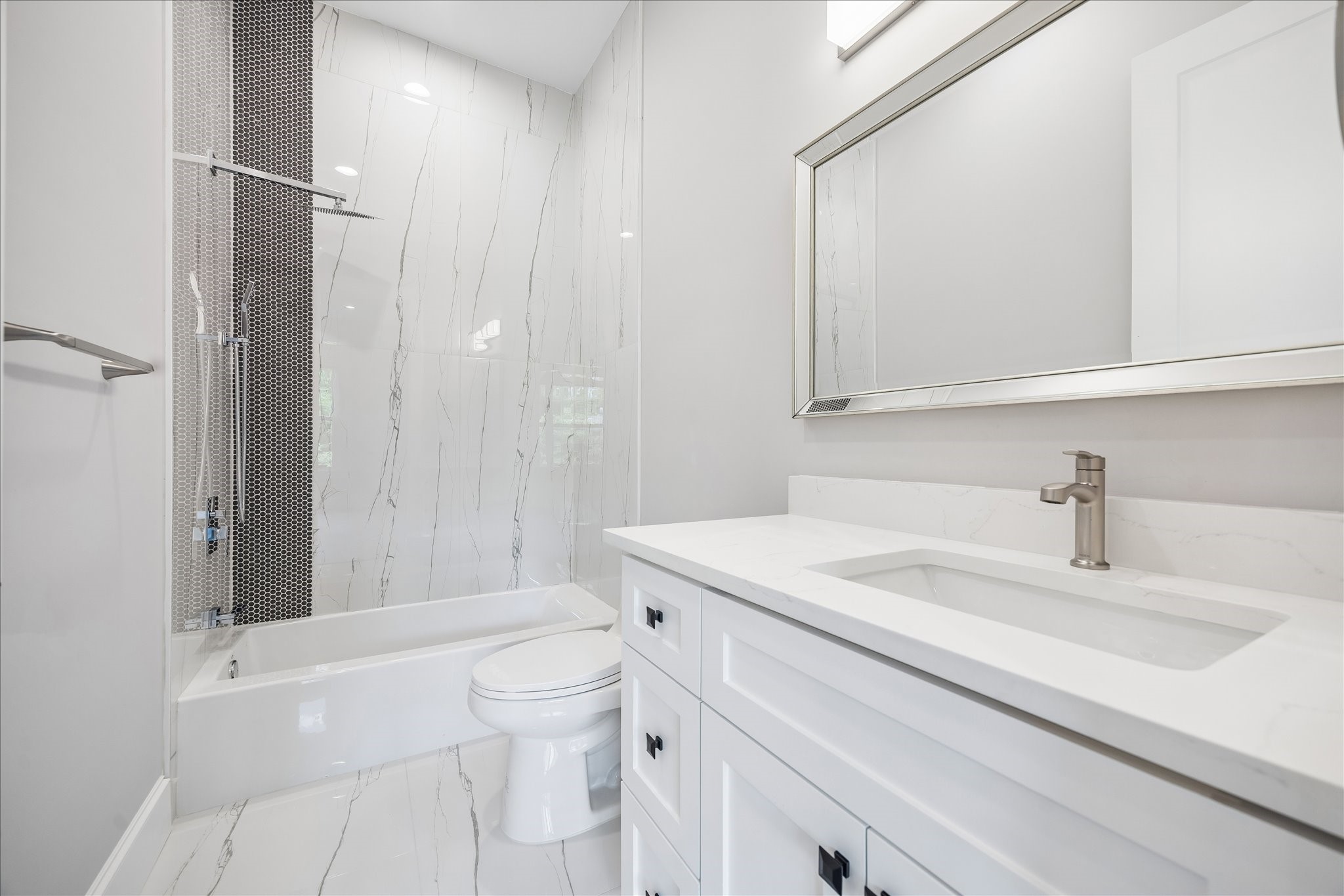  2065 Southgate Boulevard - 物件實景