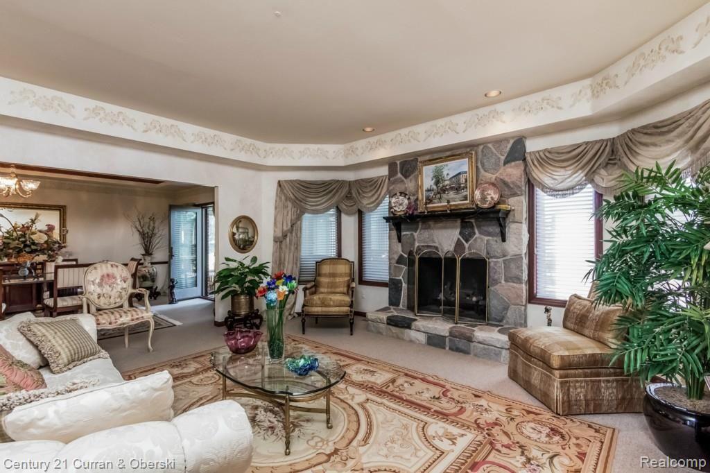 Farmington Hills, Michigan, 48331, United States, 6 Bedrooms Bedrooms, ,7 BathroomsBathrooms,Residential,For Sale,1914340