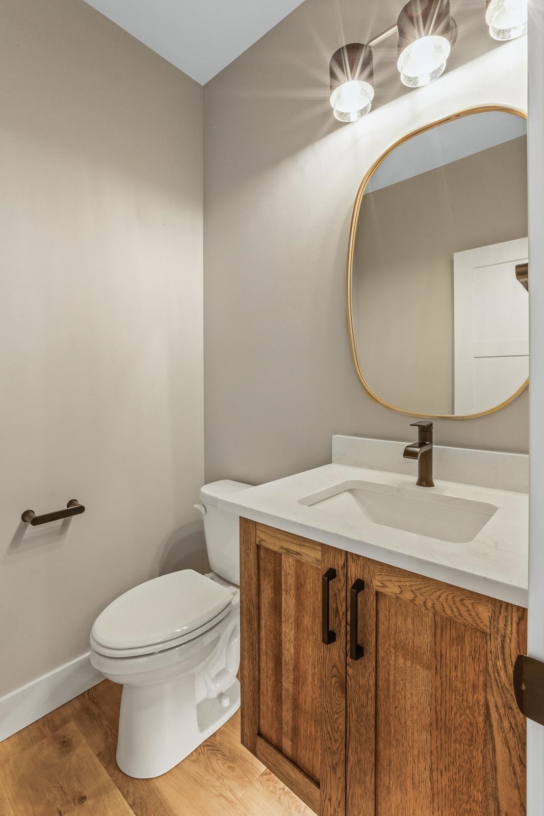 Spokane, Washington, 99223, United States, 5 Bedrooms Bedrooms, ,4 BathroomsBathrooms,Residential,For Sale,2002935