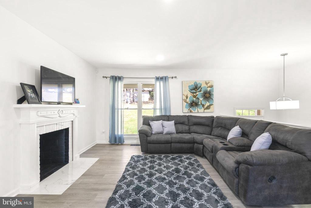 Frederick, Maryland, 21704, United States, 3 Bedrooms Bedrooms, ,3 BathroomsBathrooms,Residential,For Sale,2000343