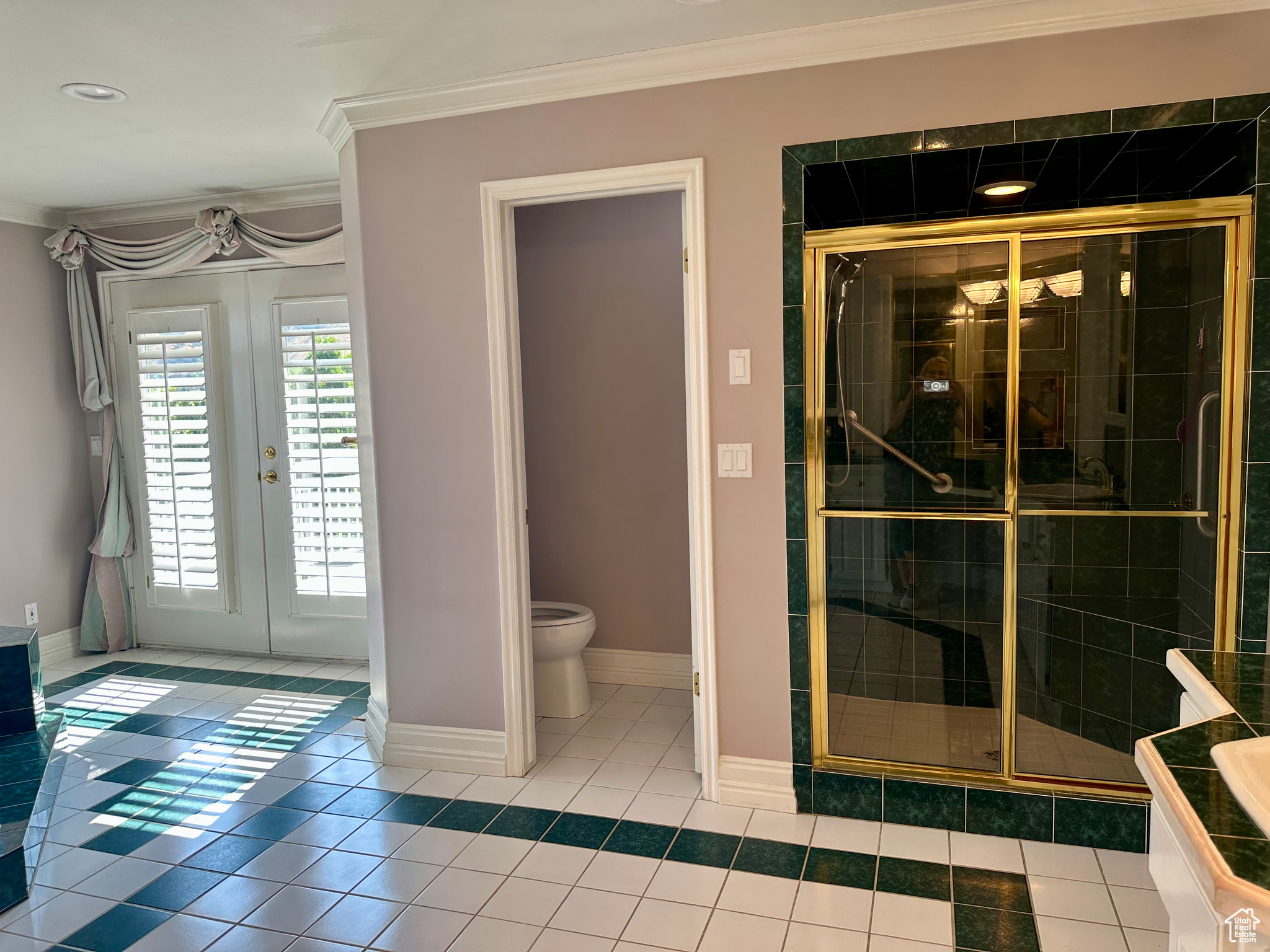 Logan, Utah, 84321, United States, 6 Bedrooms Bedrooms, ,7 BathroomsBathrooms,Residential,For Sale,1975254