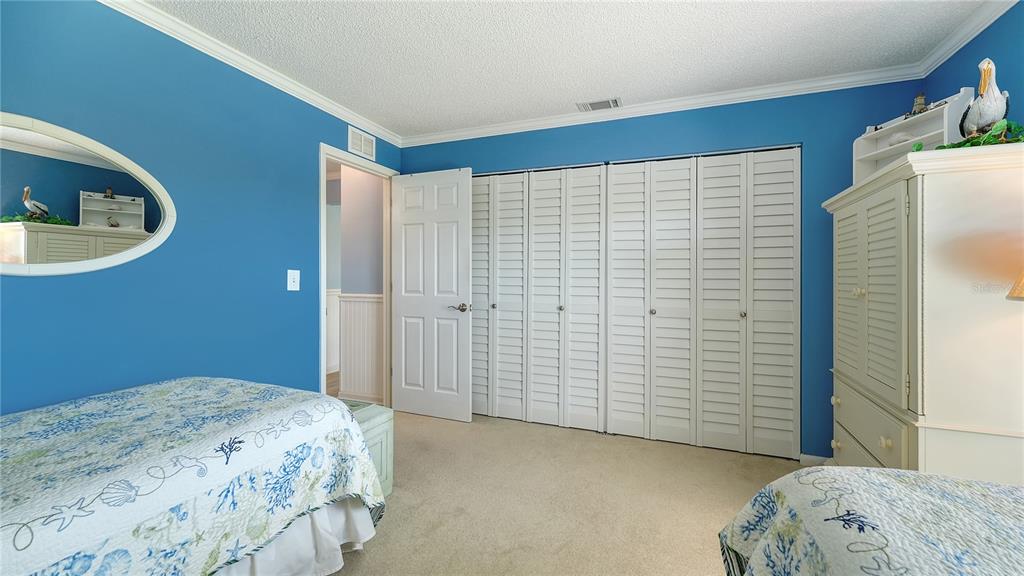Bradenton, Florida, 34210, United States, 3 Bedrooms Bedrooms, ,2 BathroomsBathrooms,Residential,For Sale,1957049