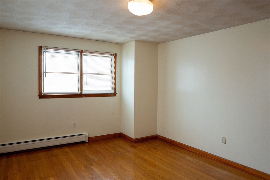 Somerville, Massachusetts, 02143, United States, 7 Bedrooms Bedrooms, ,4 BathroomsBathrooms,Residential,For Sale,2017590