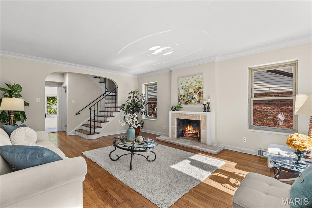 St Louis, Missouri, 63130, United States, 4 Bedrooms Bedrooms, ,3 BathroomsBathrooms,Residential,For Sale,1995864