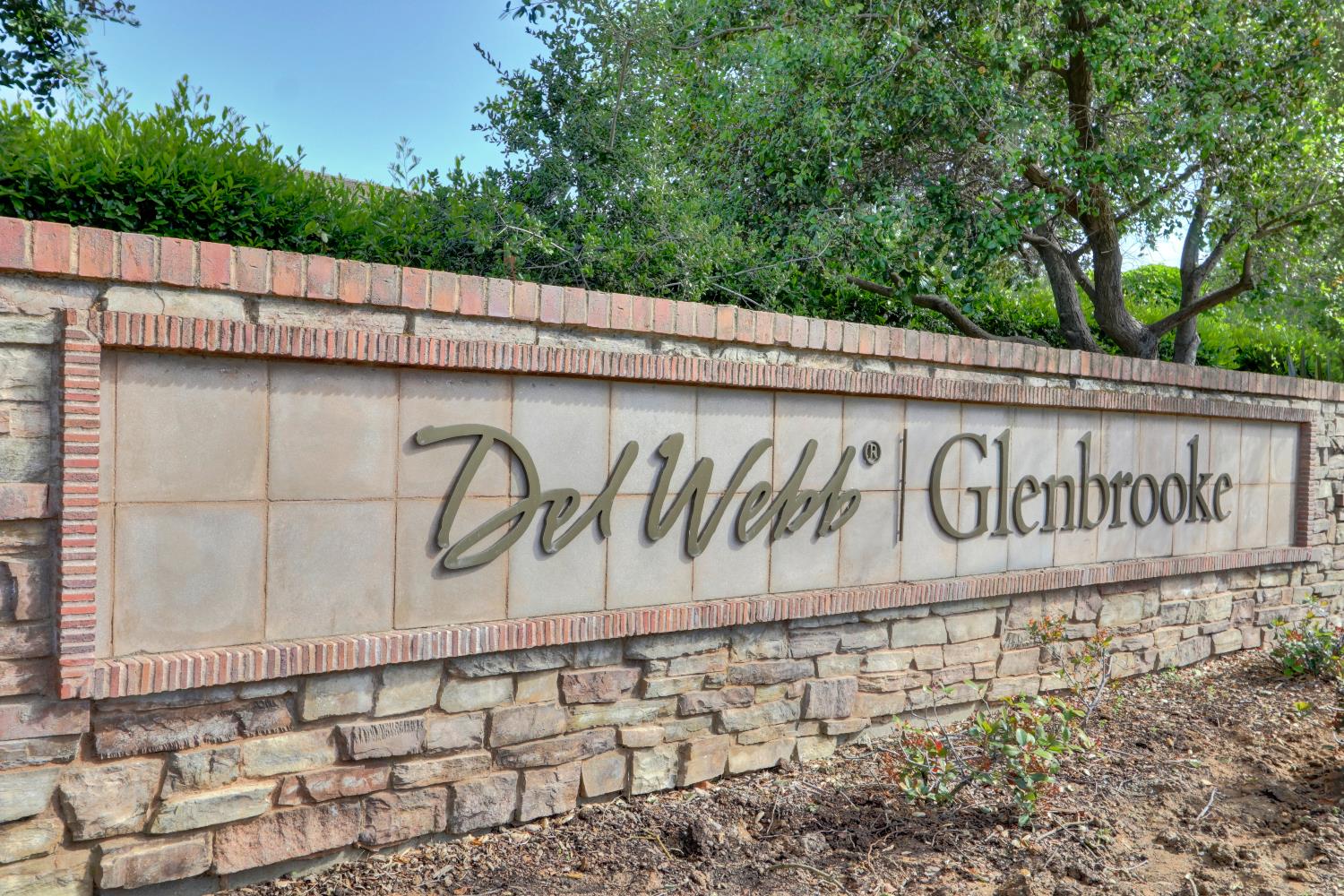 Elk Grove, California, 95757, United States, 2 Bedrooms Bedrooms, ,2 BathroomsBathrooms,Residential,For Sale,1989569