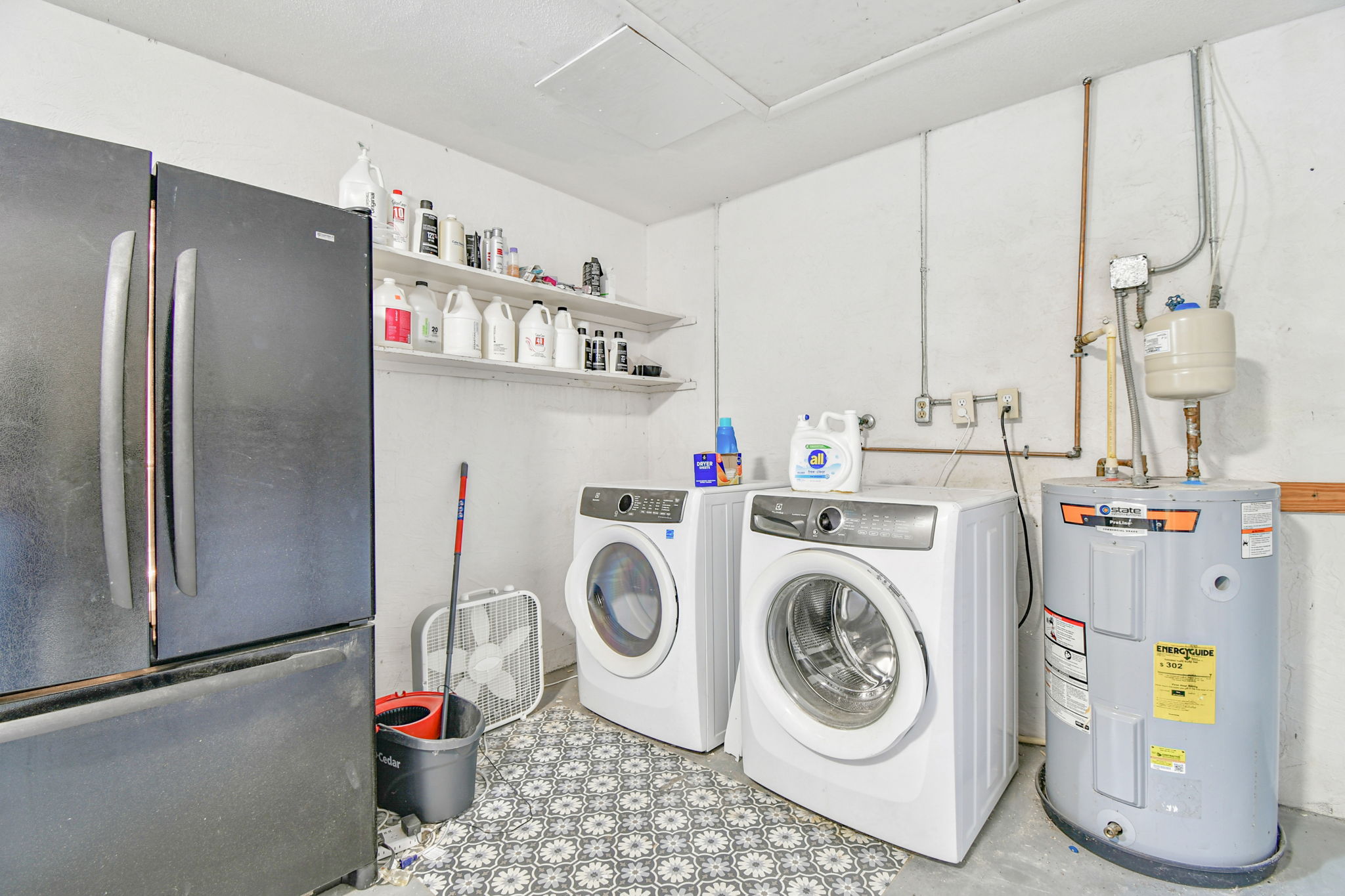 Dunedin, Florida, 34698, United States, 2 Bedrooms Bedrooms, ,1 BathroomBathrooms,Residential,For Sale,1983478