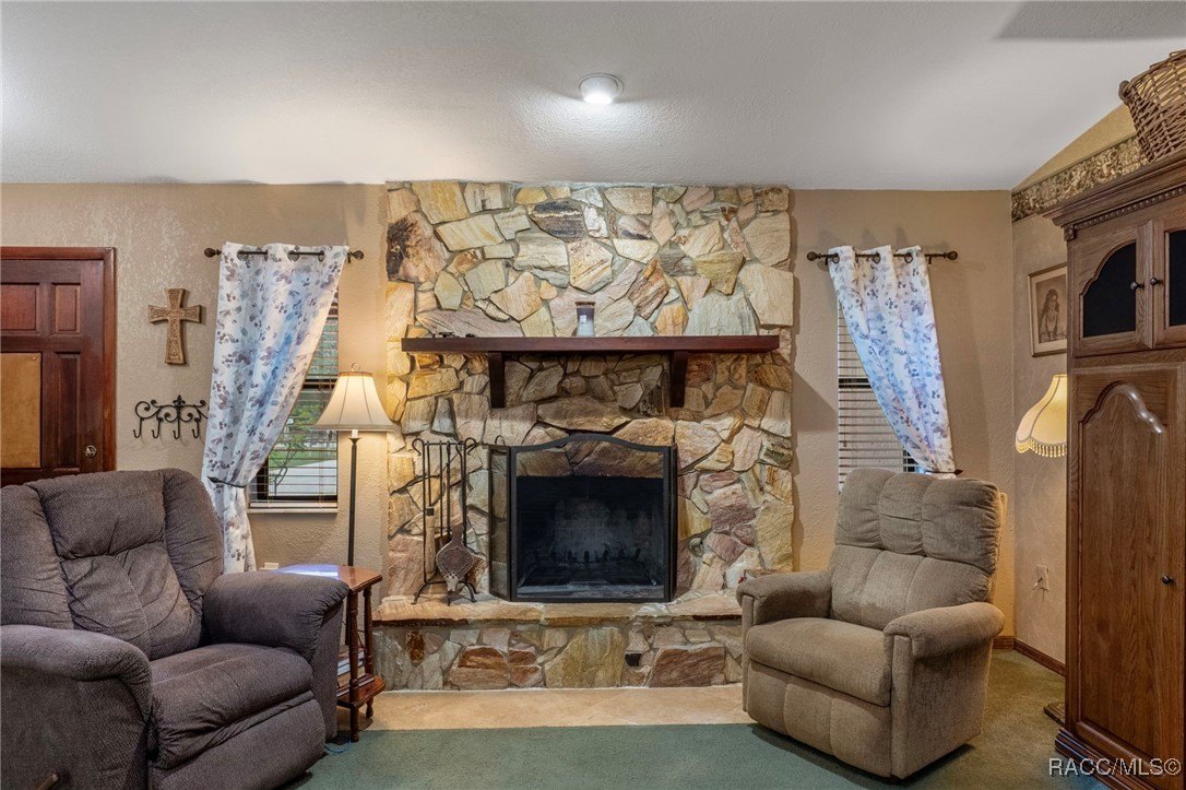 Crystal River, Florida, 34428, United States, 3 Bedrooms Bedrooms, ,2 BathroomsBathrooms,Residential,For Sale,2006221