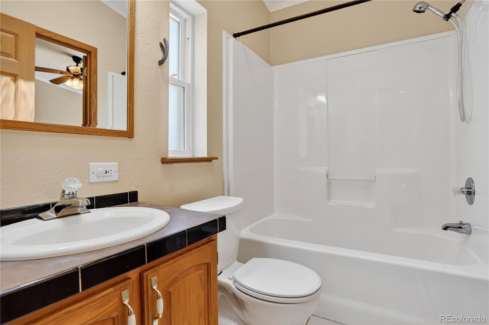 Byers, Colorado, 80103, United States, 5 Bedrooms Bedrooms, ,4 BathroomsBathrooms,Residential,For Sale,1896290