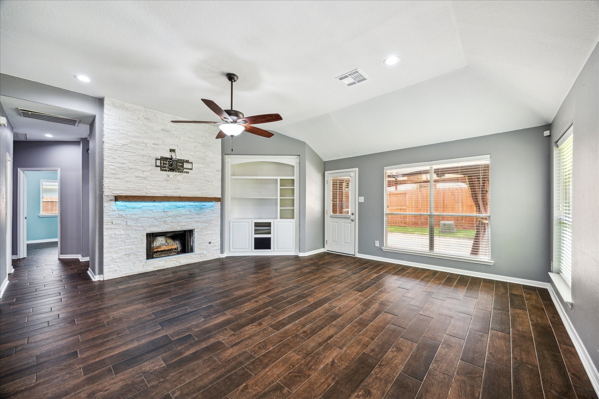  20910 Sandy Briar Court - 物件實景