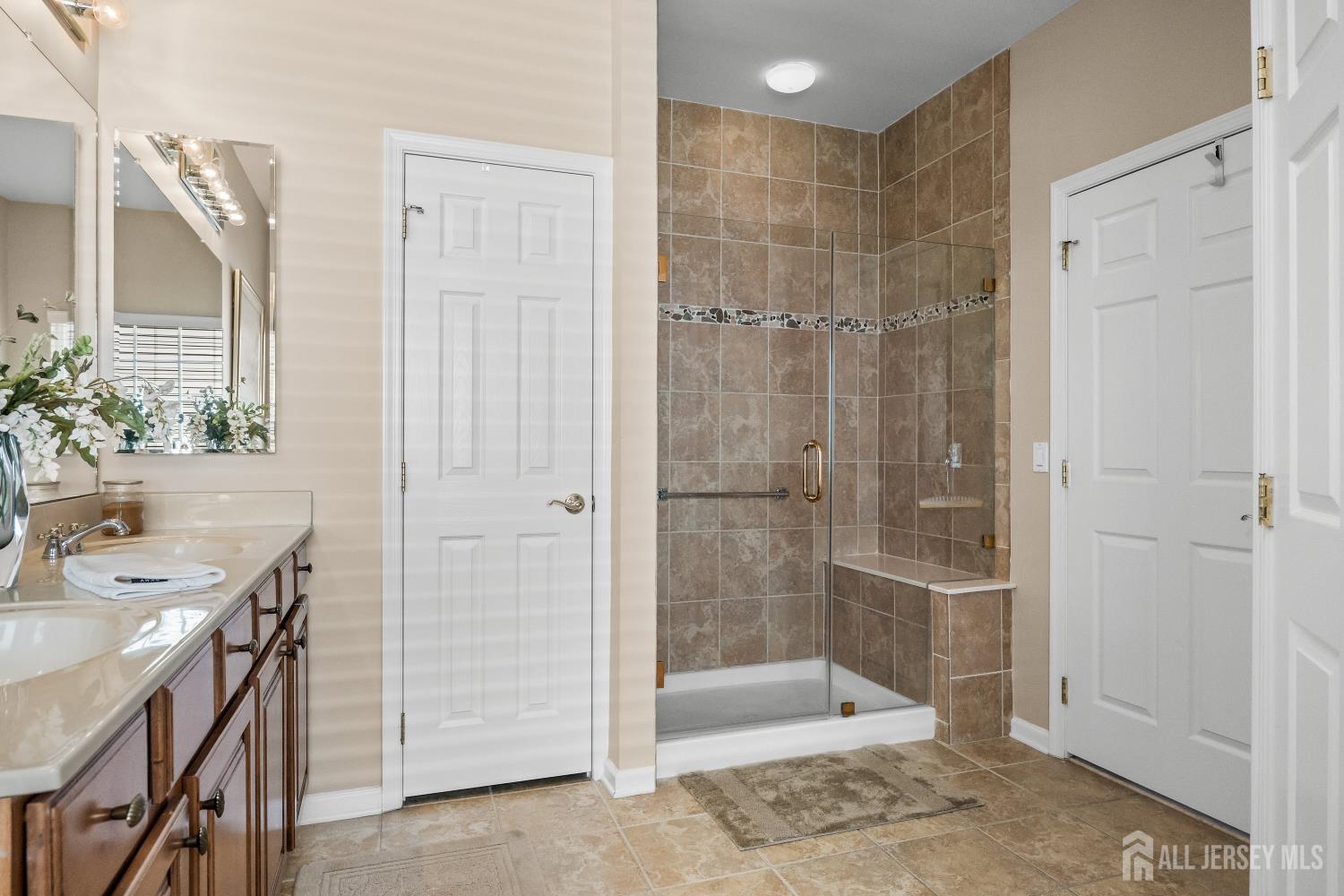 Monroe, New Jersey, 08831, United States, 2 Bedrooms Bedrooms, ,2 BathroomsBathrooms,Residential,For Sale,2034410