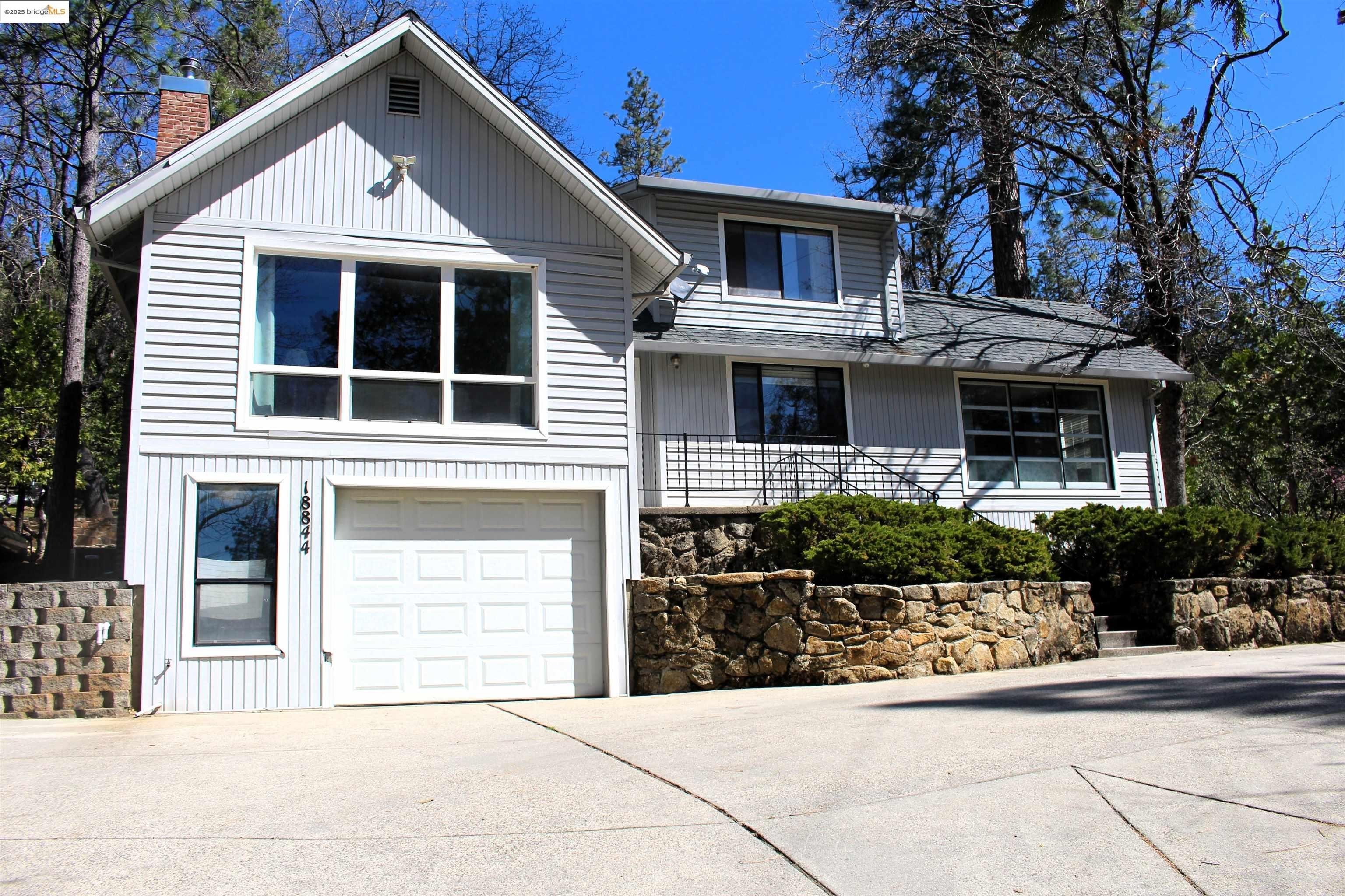 Twain Harte, California, 95383, United States, 3 Bedrooms Bedrooms, ,2 BathroomsBathrooms,Residential,For Sale,1976864