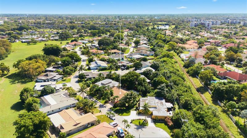 Tamarac, Florida, 33319, United States, 3 Bedrooms Bedrooms, ,2 BathroomsBathrooms,Residential,For Sale,1989471