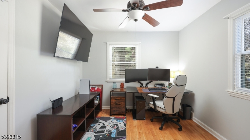 East Amwell Twp., New Jersey, 08551, United States, 4 Bedrooms Bedrooms, ,2 BathroomsBathrooms,Residential,For Sale,1970218