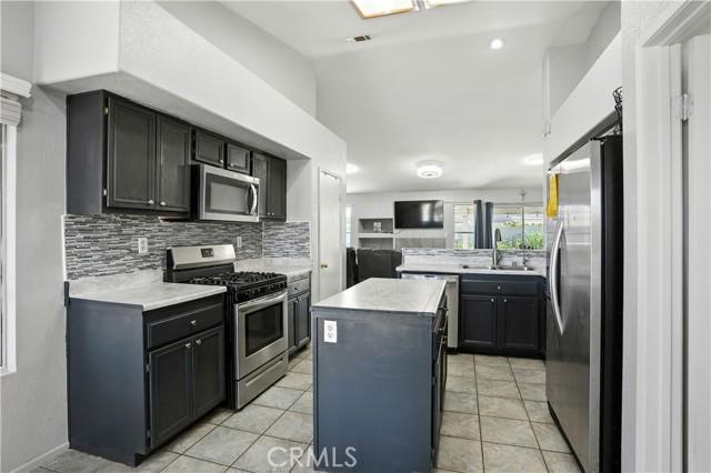 Winchester, California, 92596, United States, 3 Bedrooms Bedrooms, ,2 BathroomsBathrooms,Residential,For Sale,1932319
