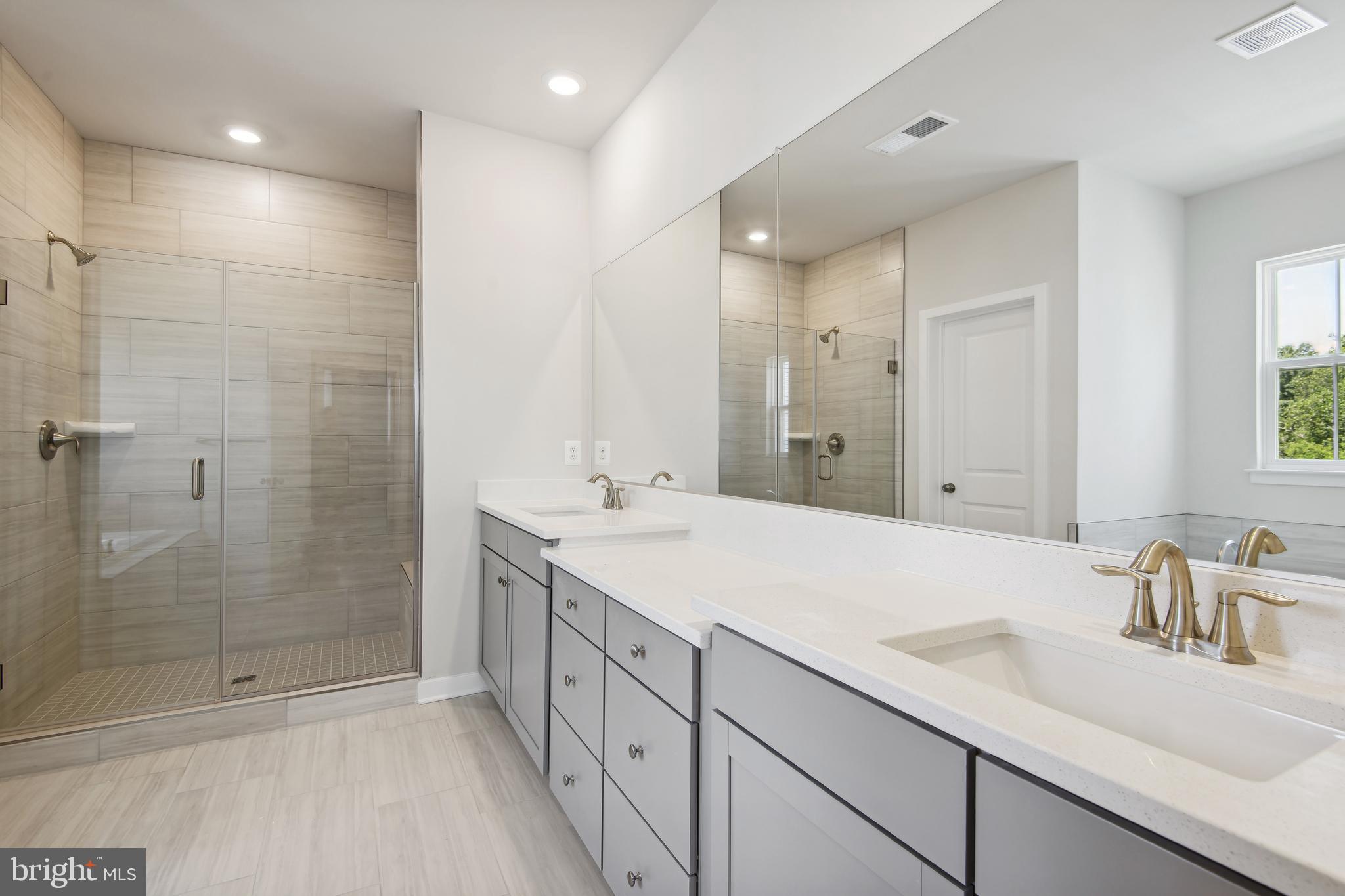 Jeffersonton, Virginia, 22724, United States, 5 Bedrooms Bedrooms, ,6 BathroomsBathrooms,Residential,For Sale,1975660