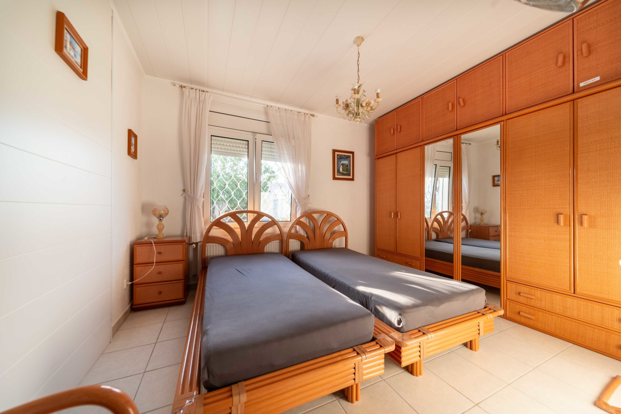 Villa with mooring in the wide channel (20 meters) and independent studio - 物件實景