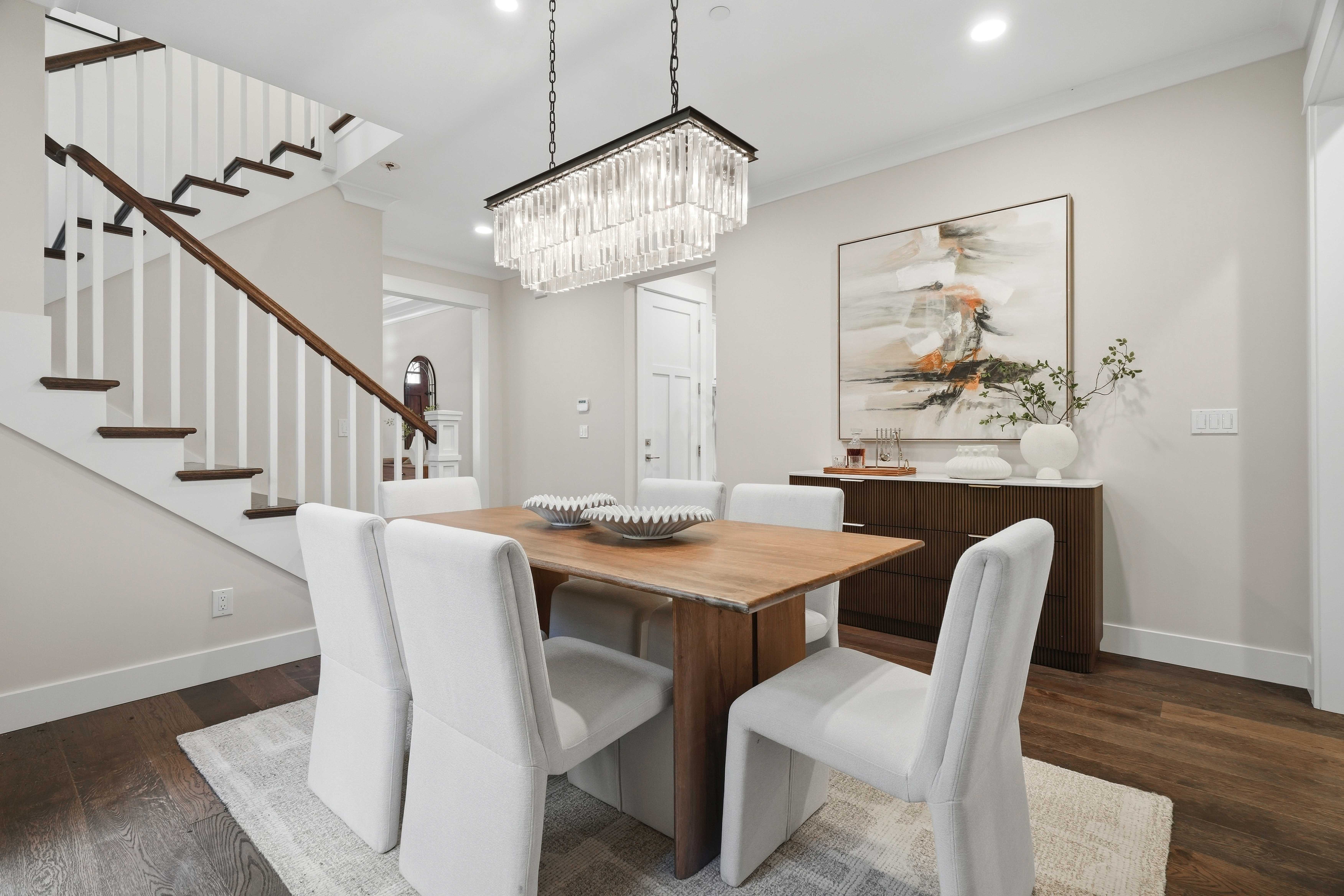  Turnkey Luxury and Premier Location in Beverly Terrace - 物件實景