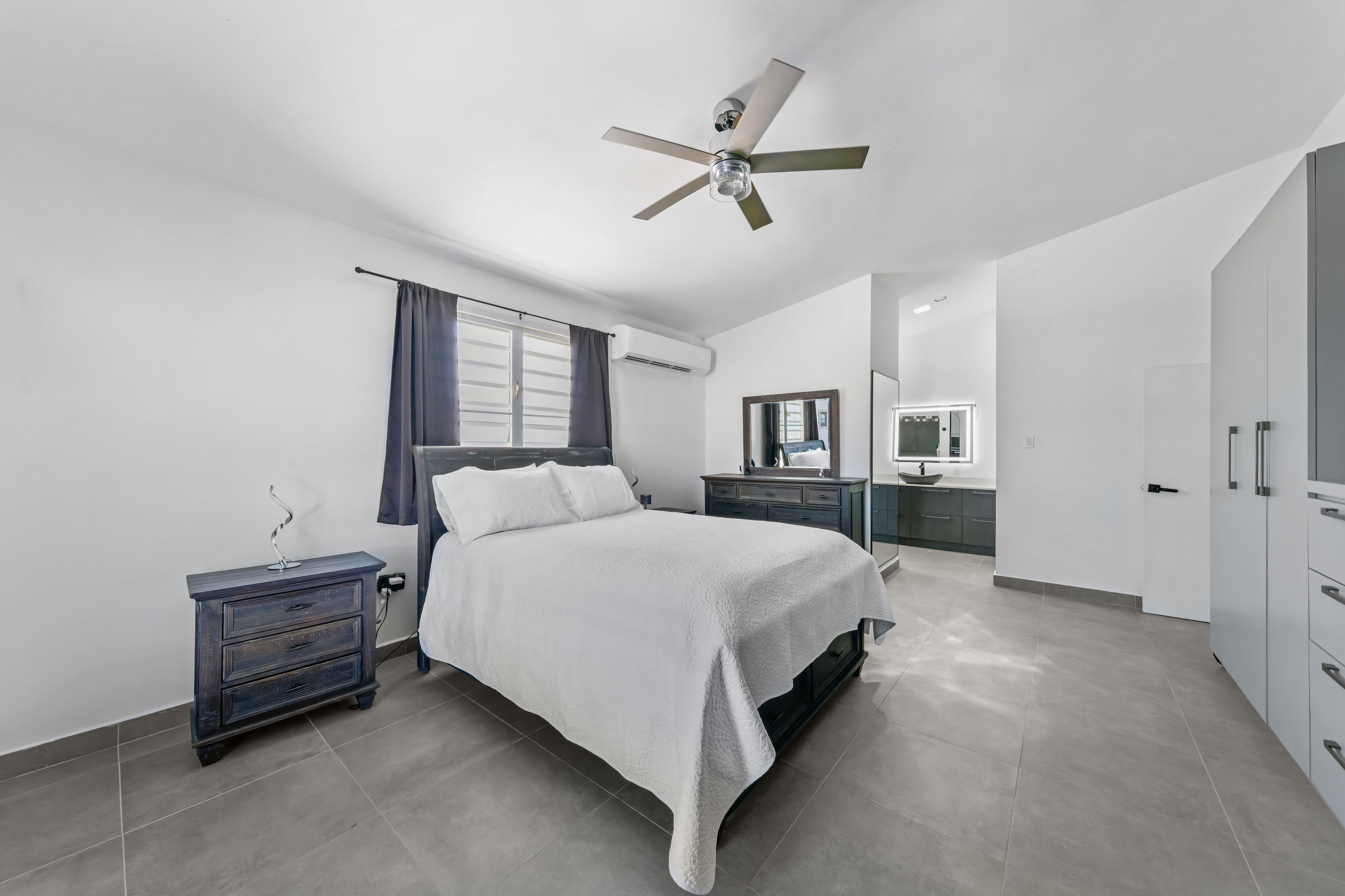  Private Coastal Haven in Camuy’s Sought-After Enclave - 物件實景