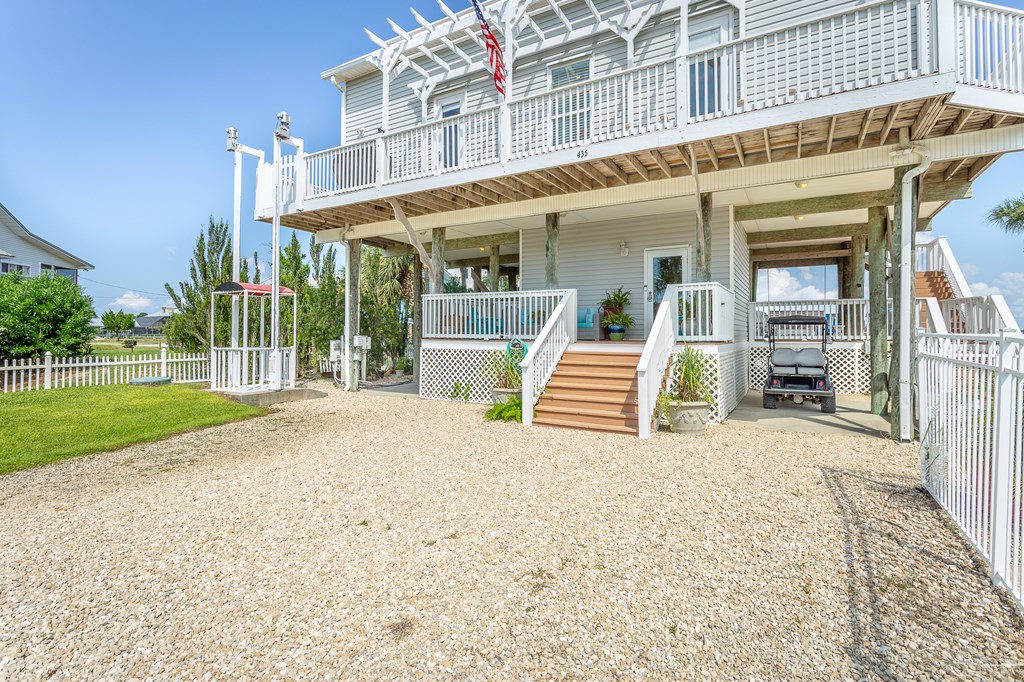 St. George Island, Florida, 32328, United States, 3 Bedrooms Bedrooms, ,3 BathroomsBathrooms,Residential,For Sale,1974443