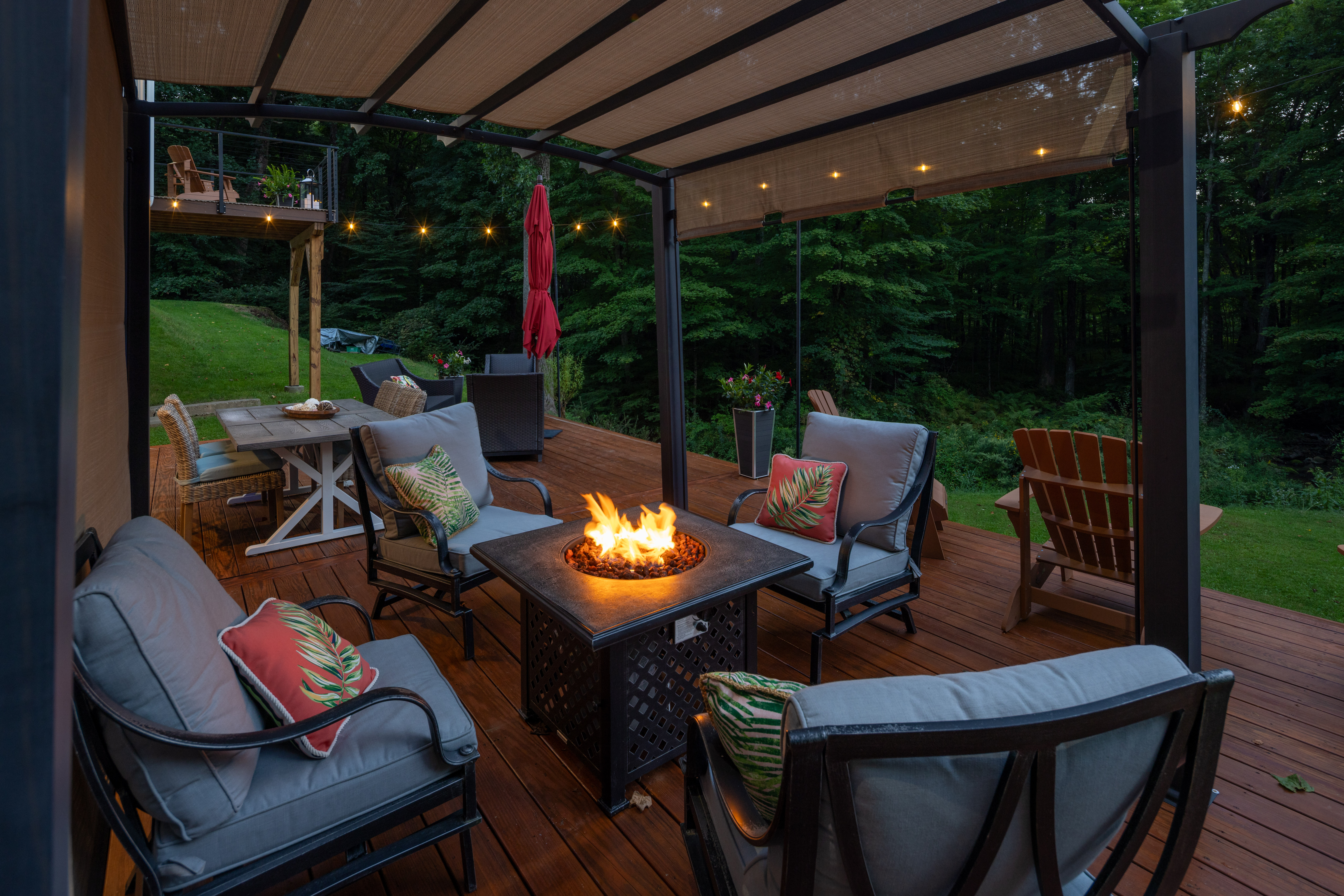  Modern Luxury Meets Serene Woodland Living - 物件實景
