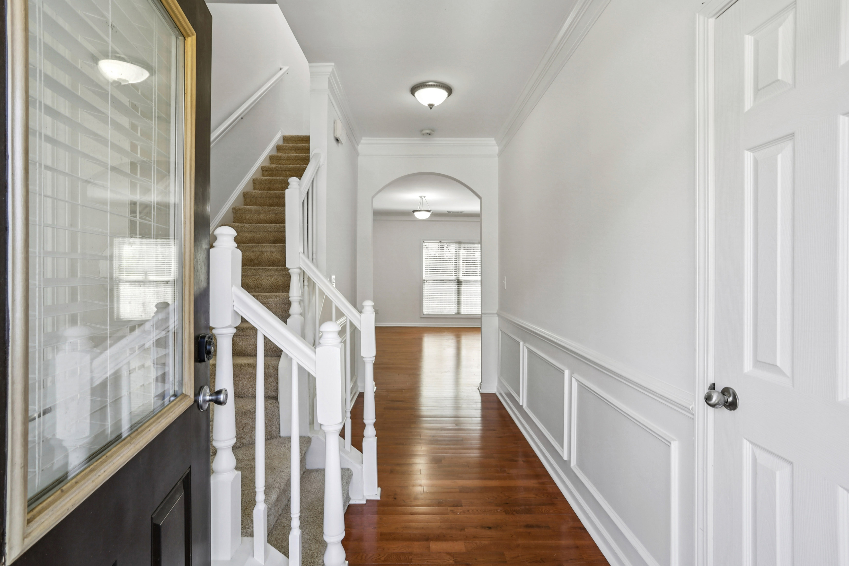  Spacious Three Level Townhome in the Desirable Thorncrest Community - 物件實景