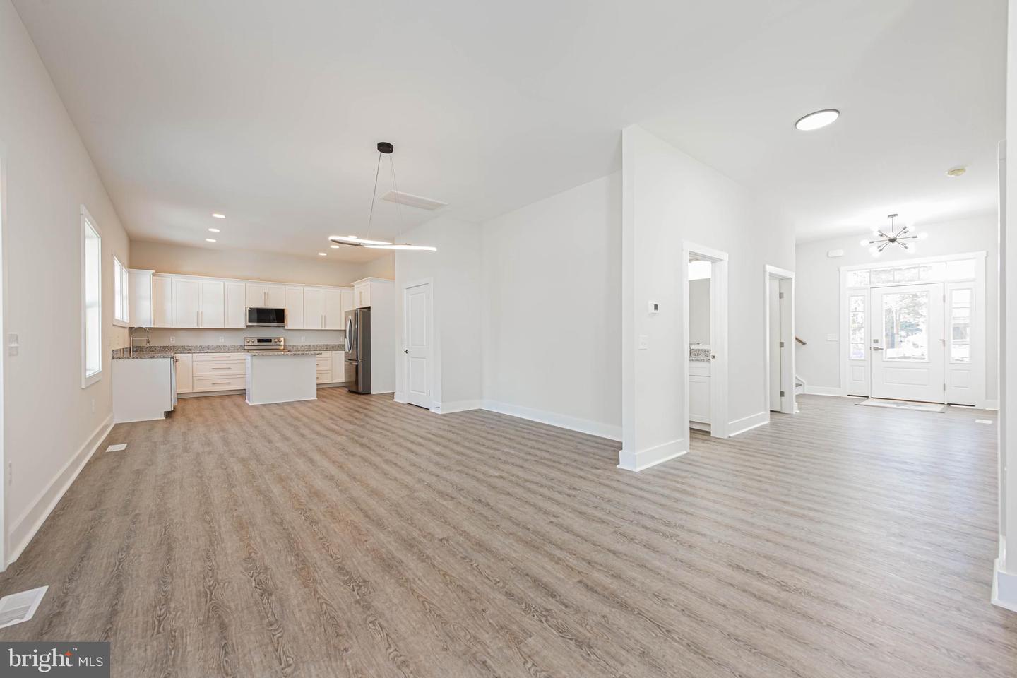 Ocean View, Delaware, 19970, United States, 5 Bedrooms Bedrooms, ,4 BathroomsBathrooms,Residential,For Sale,2002976