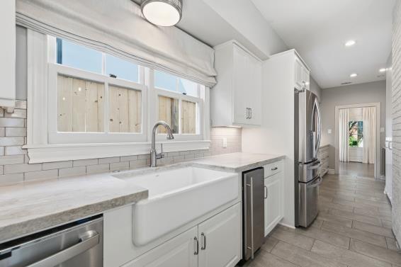 Houston, Texas, 77005, United States, 4 Bedrooms Bedrooms, ,4 BathroomsBathrooms,Residential,For Sale,1980164