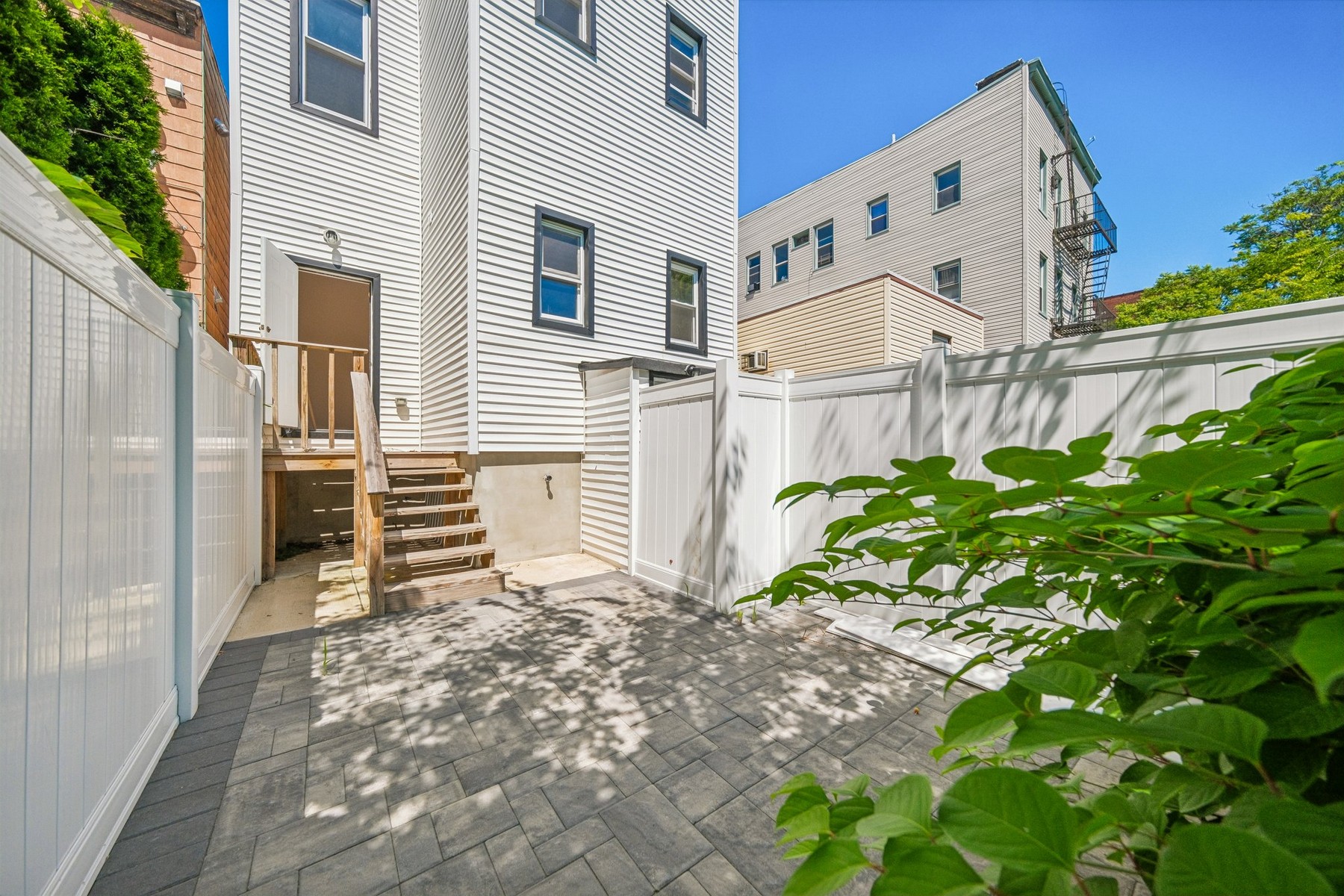  113 Lincoln Street, Jersey City, NJ 07307 - 物件實景